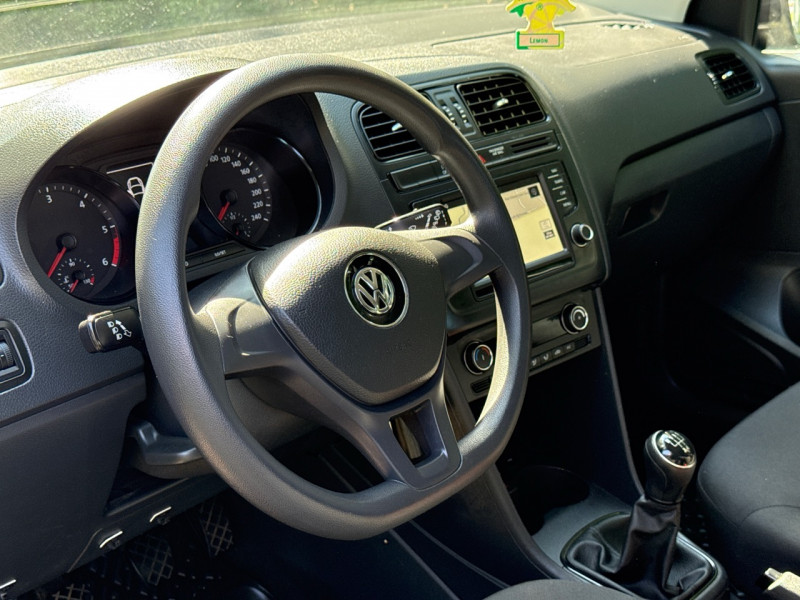 Volkswagen POLO 1.4 TDI 90CH CONFORTLINE GPS * 5P * 98.000KM * 2015 * GARANTIE