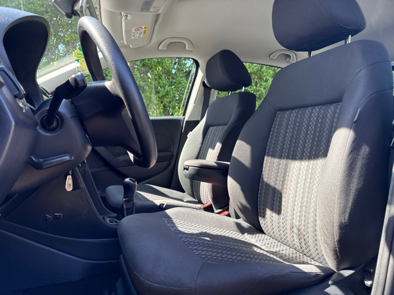 Volkswagen POLO 1.4 TDI 90CH CONFORTLINE GPS * 5P * 98.000KM * 2015 * GARANTIE