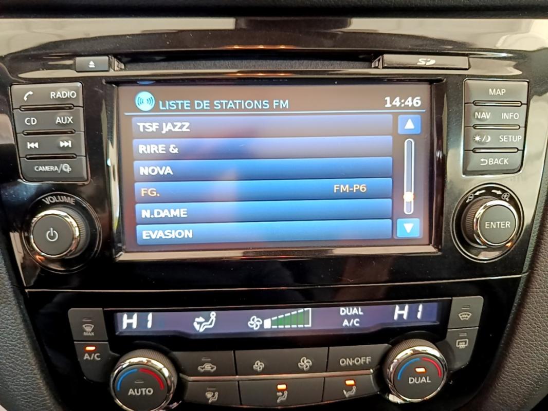 Nissan Qashqai II 1.3 DIG-T 140 Tekna