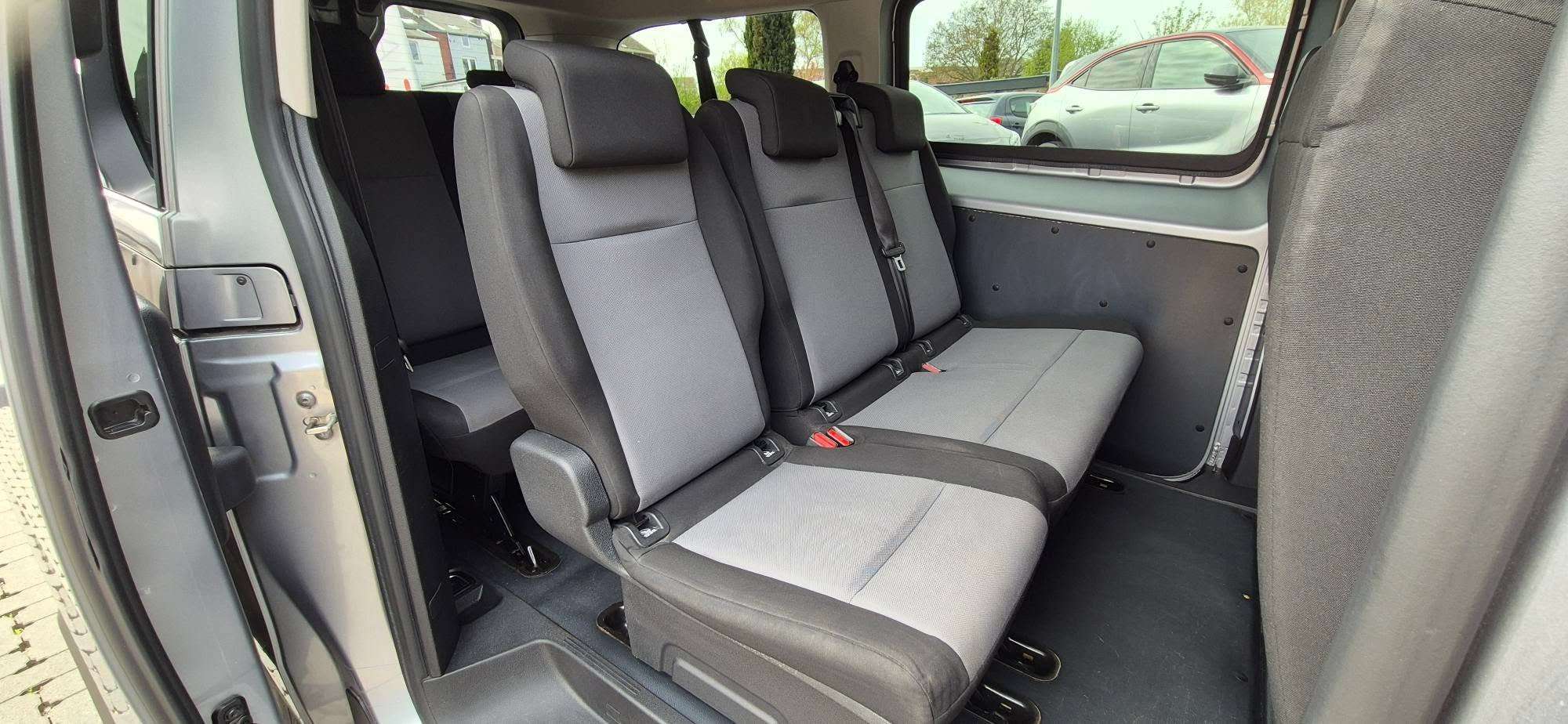 Citroen Jumpy XL 9places ( long chassis )