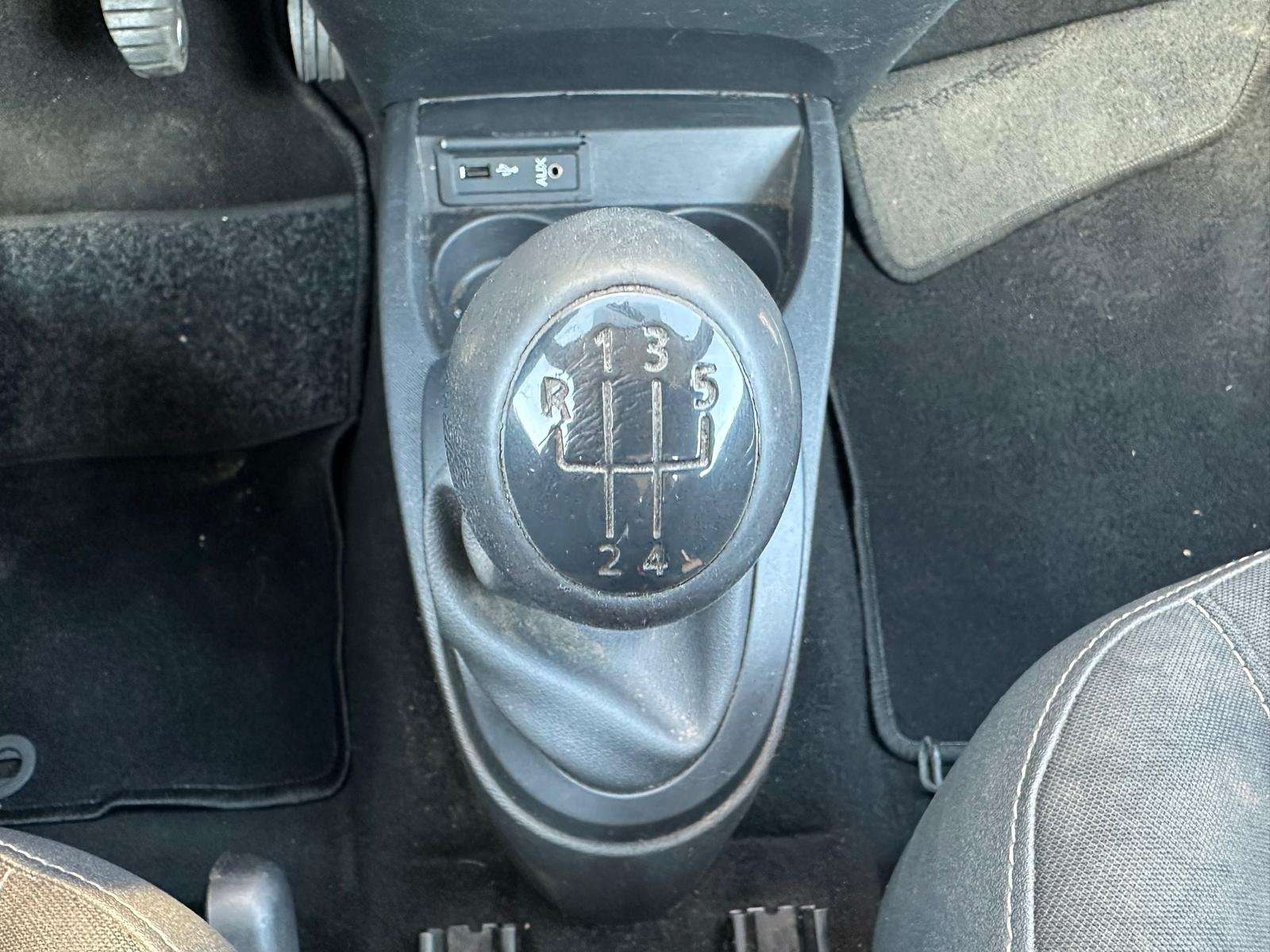 Renault Twingo 1.2i / RADIO / CLIM / BLUETOOTH / PROPRE