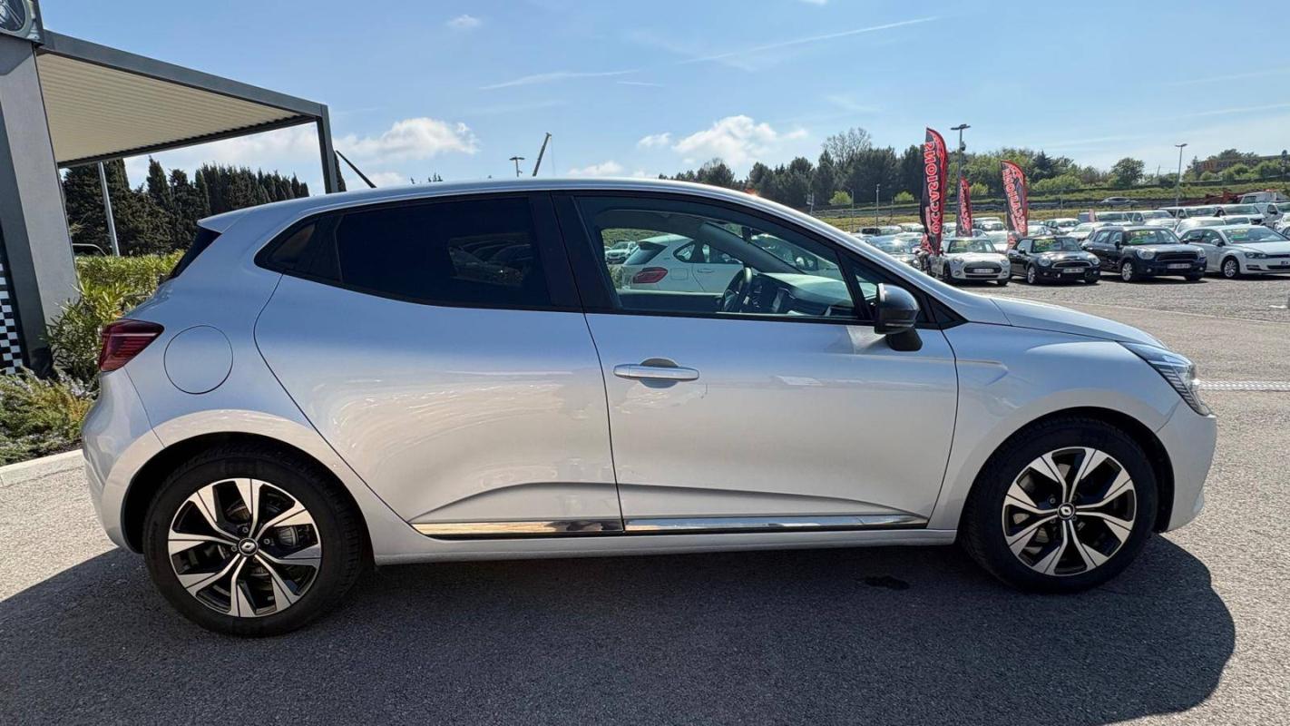 Renault Clio V Blue dCi 100 Evolution