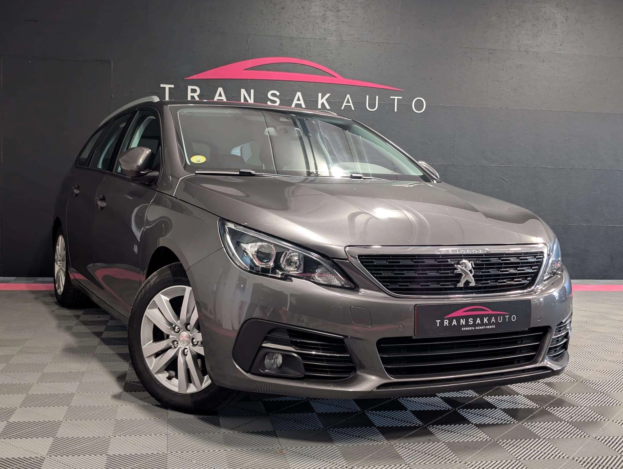Peugeot 308 SW 1.5 BlueHDi Active Pack S.  — Caméra 360 — CarPlay — Sièges chauffants