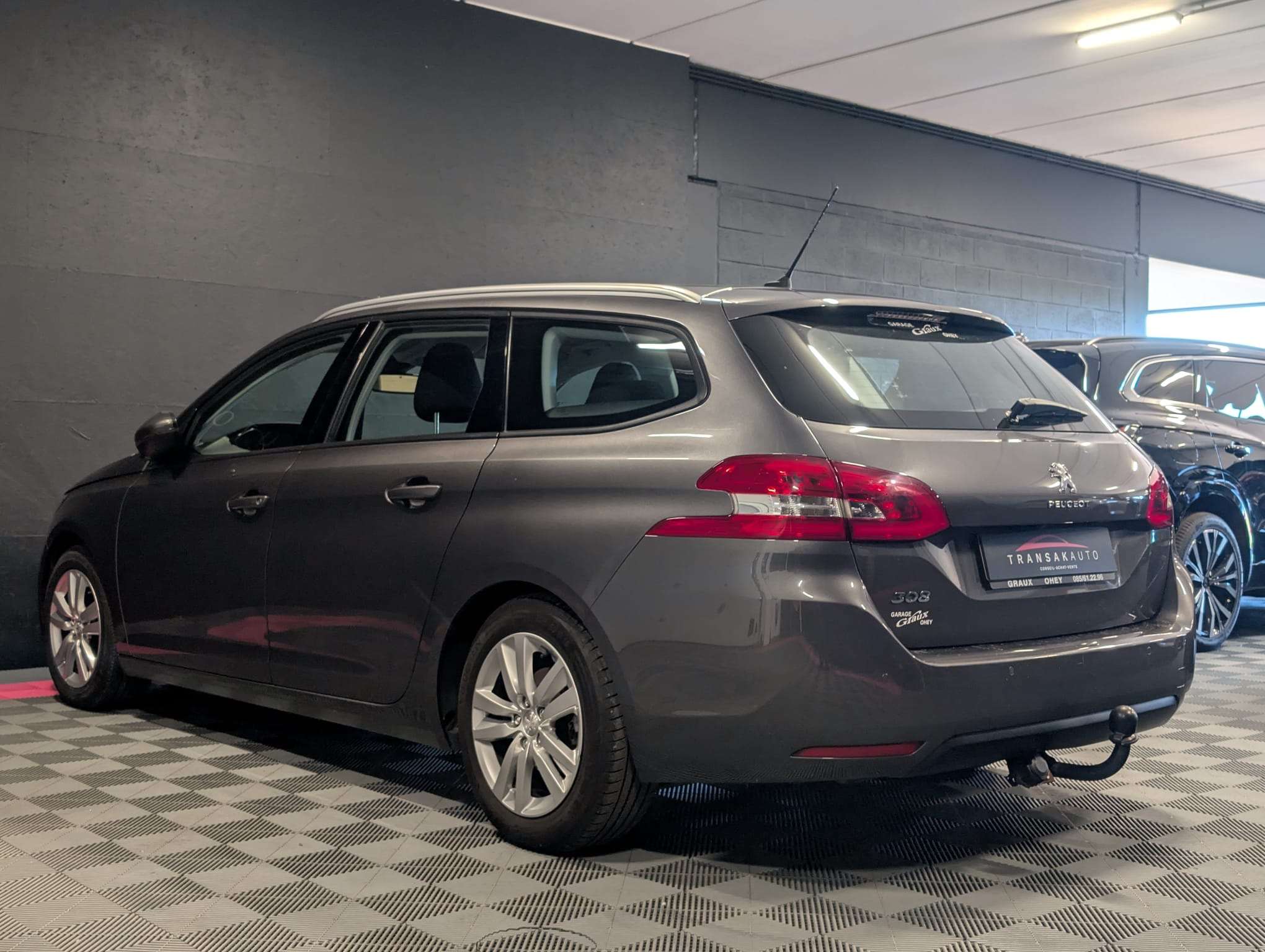 Peugeot 308 SW 1.5 BlueHDi Active Pack S.  — Caméra 360 — CarPlay — Sièges chauffants