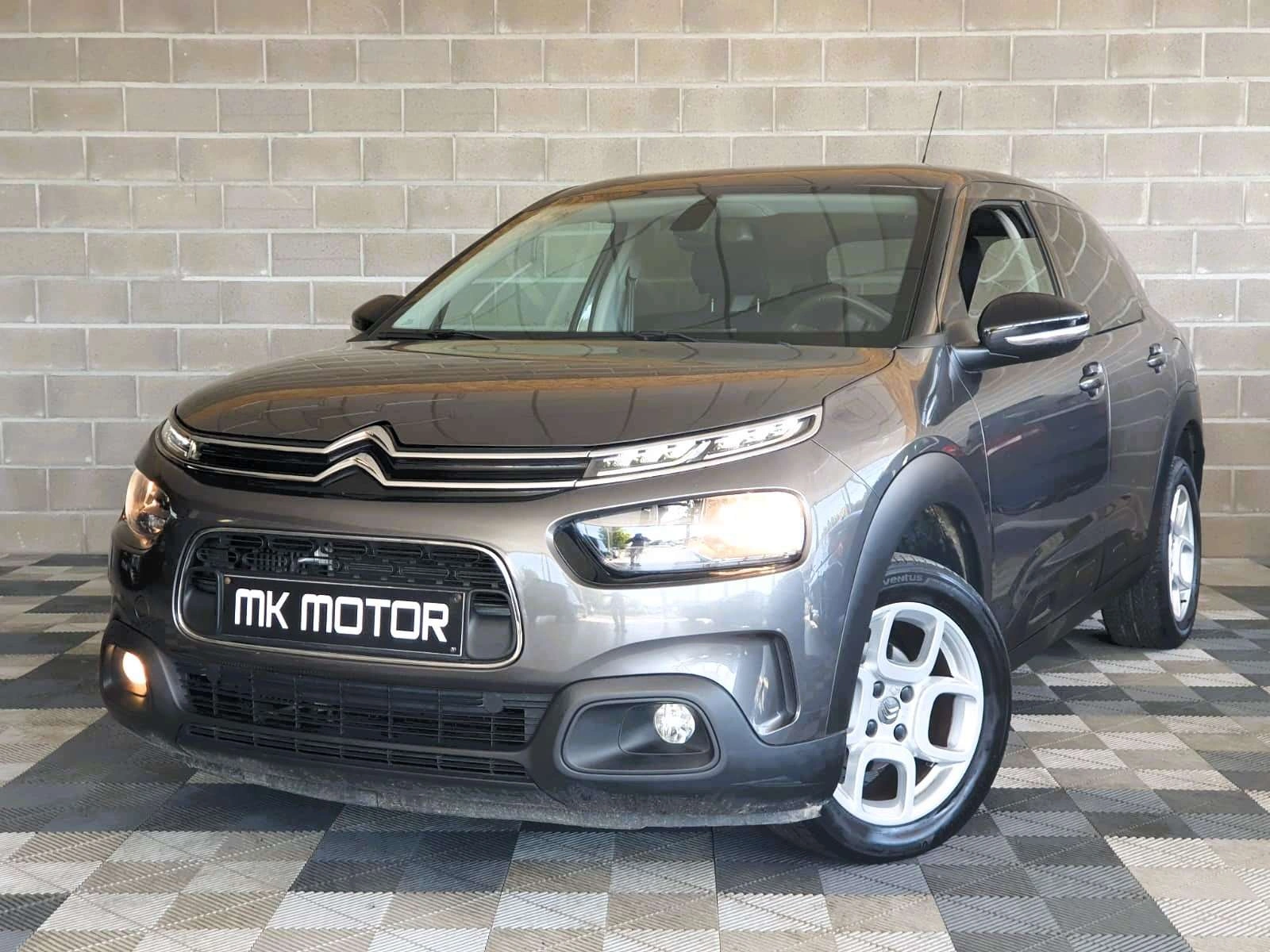 Citroen C4 Cactus 🟢1.2 ESSENCE 110CV - FULL CARNET - CAMERA - CAR PLAY