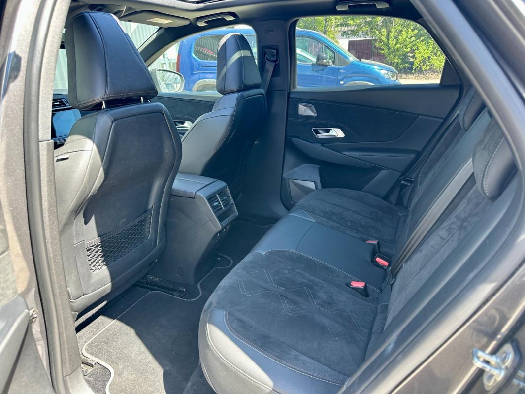 Ds 7 Crossback PureTech 225 EAT8 Performance Line - 2019 33 000 km Garantie