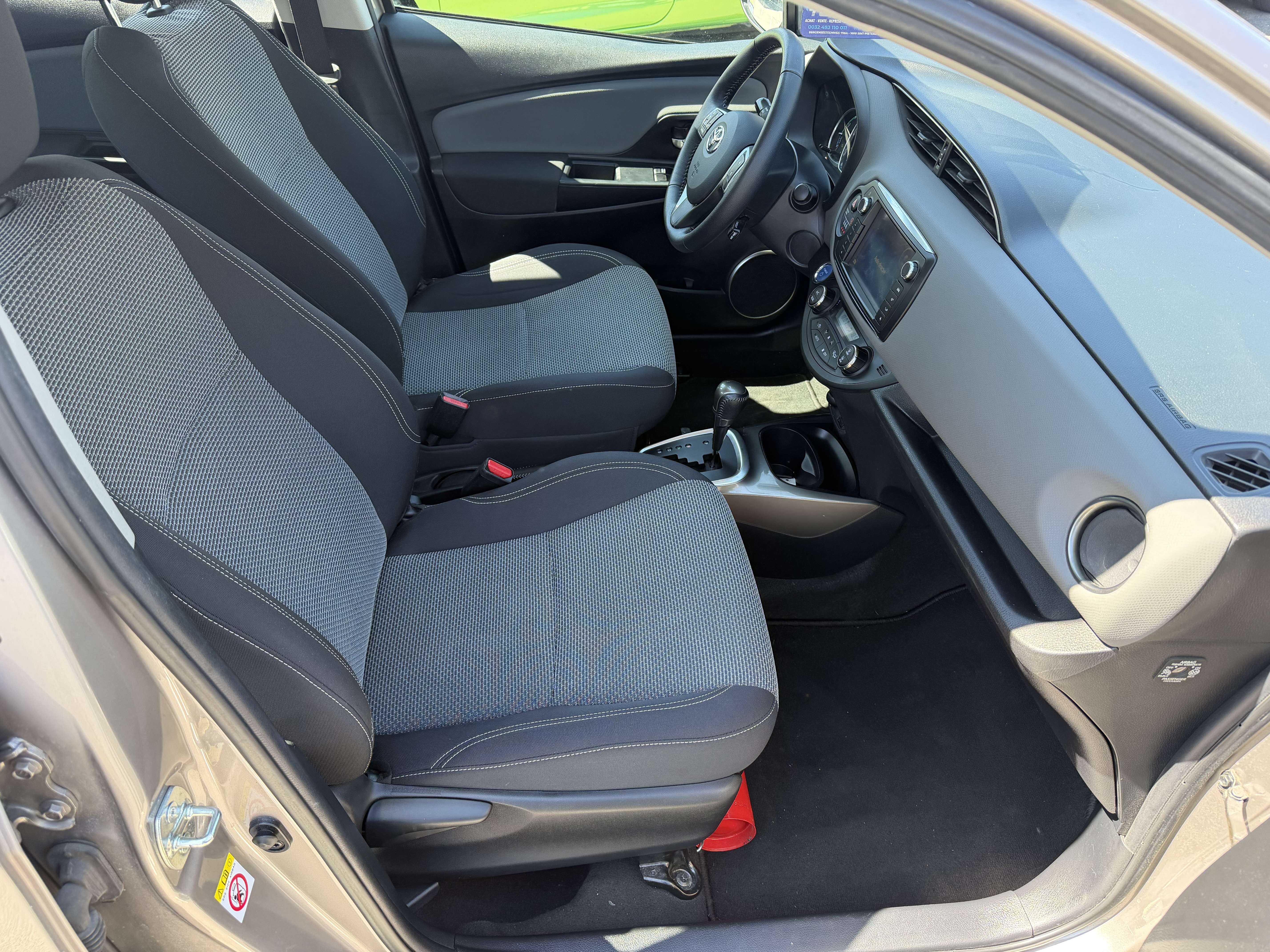 Toyota Yaris 1.5 Hybrid*Boîte Auto*NAVI*CAMERA*USB*JANTES
