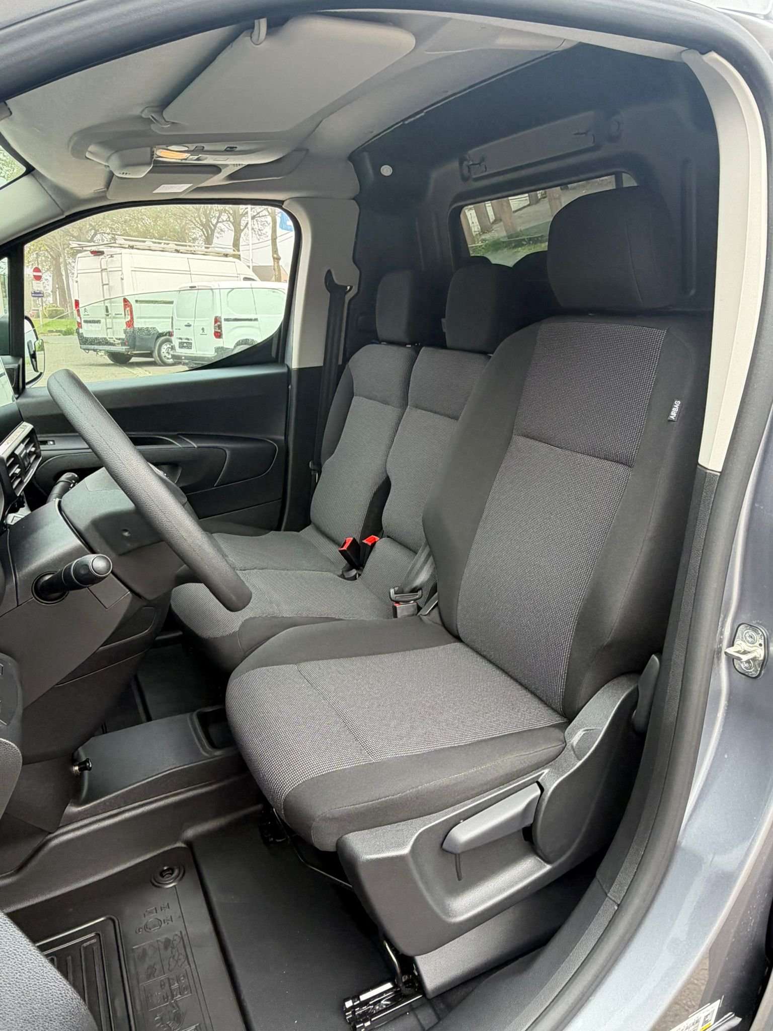 Toyota Proace City 1.5 D 102 CV LONG GARANTIE 8 AN NEW MODEL