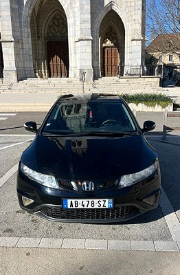 Honda Civic VIII 2.2 I-CTDI 140 SPORT