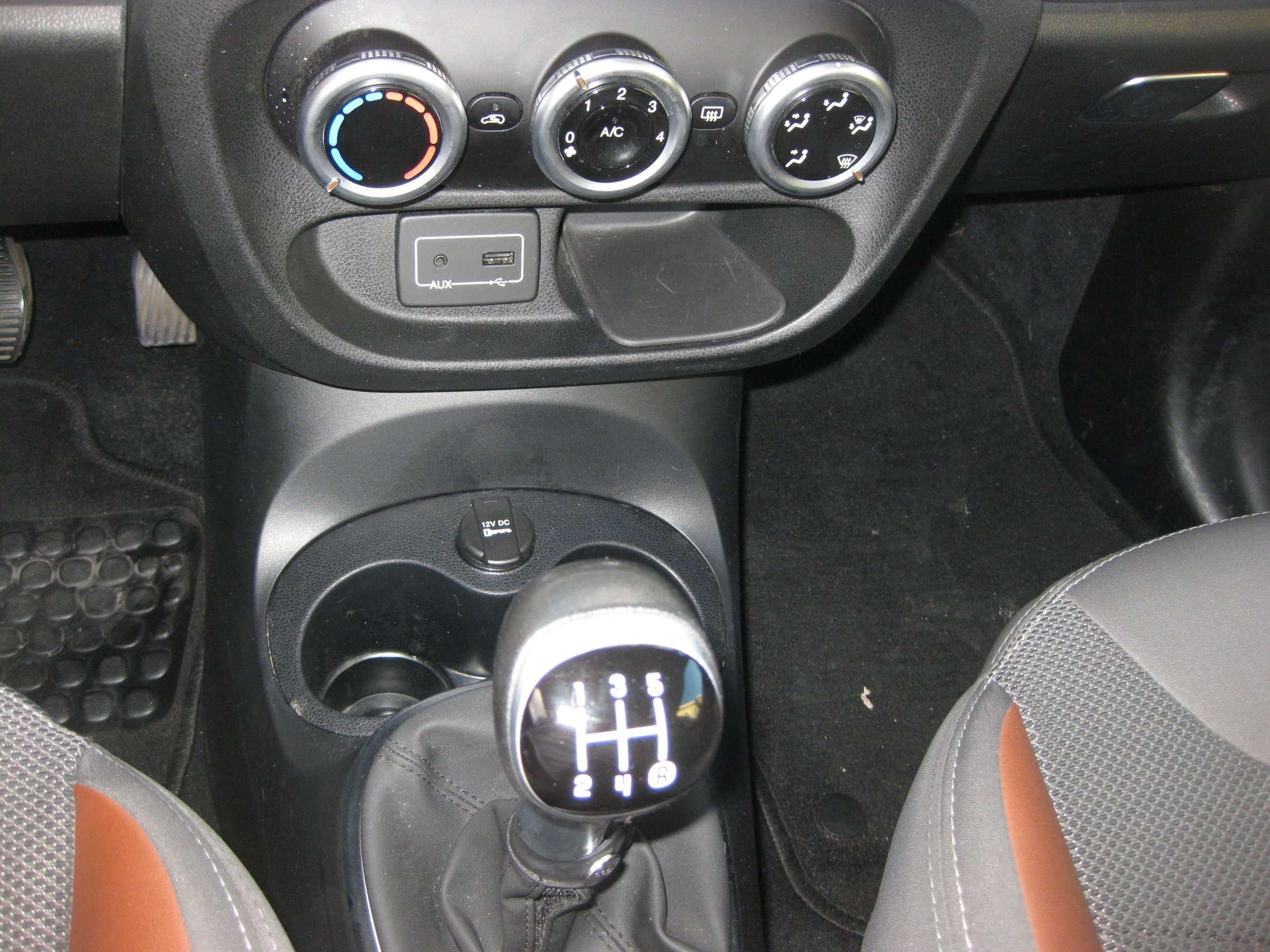 Fiat 500L 1.3 Diesel 59.000 km Clim GPS Ct ok