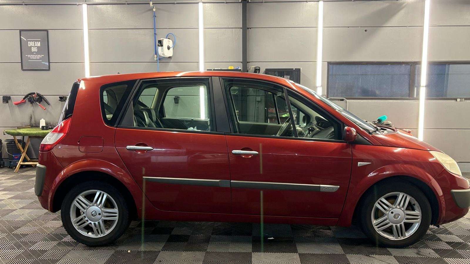 Renault Scenic 1.6i 16v benzine bj. 2005 Export