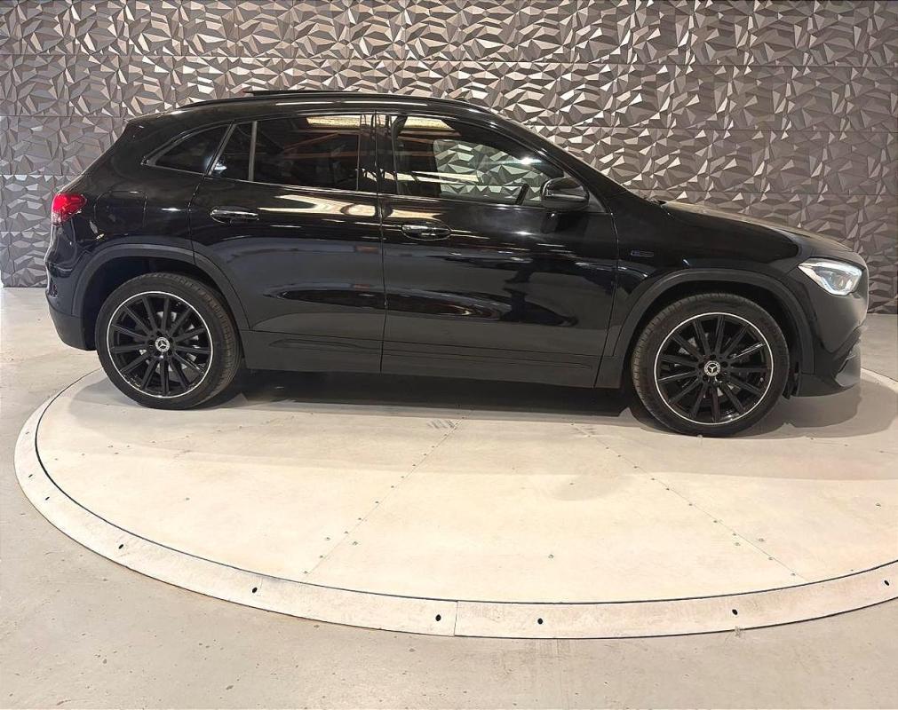 Mercedes-Benz Gla 250 e + Hybrid EQ Power - BV 8G-DCT BM H247 AMG Line Edition 1 PHASE