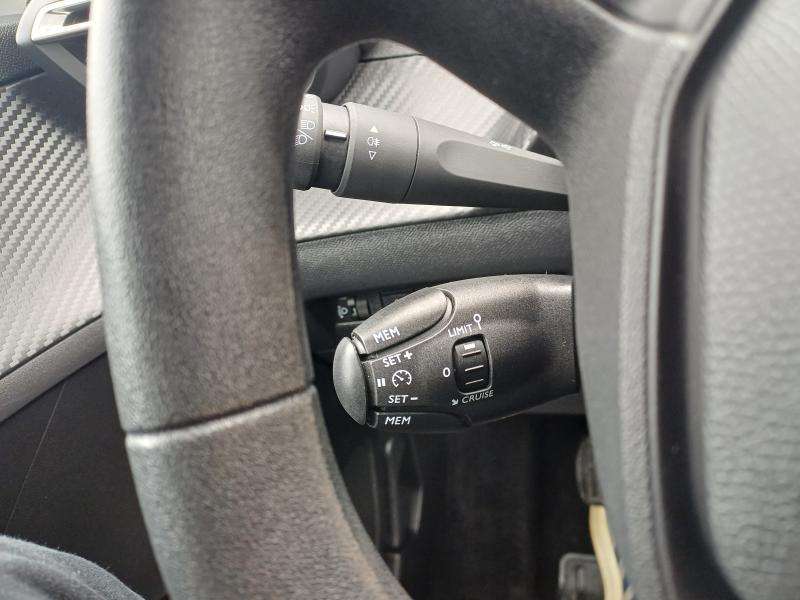 Peugeot 208 LIKE