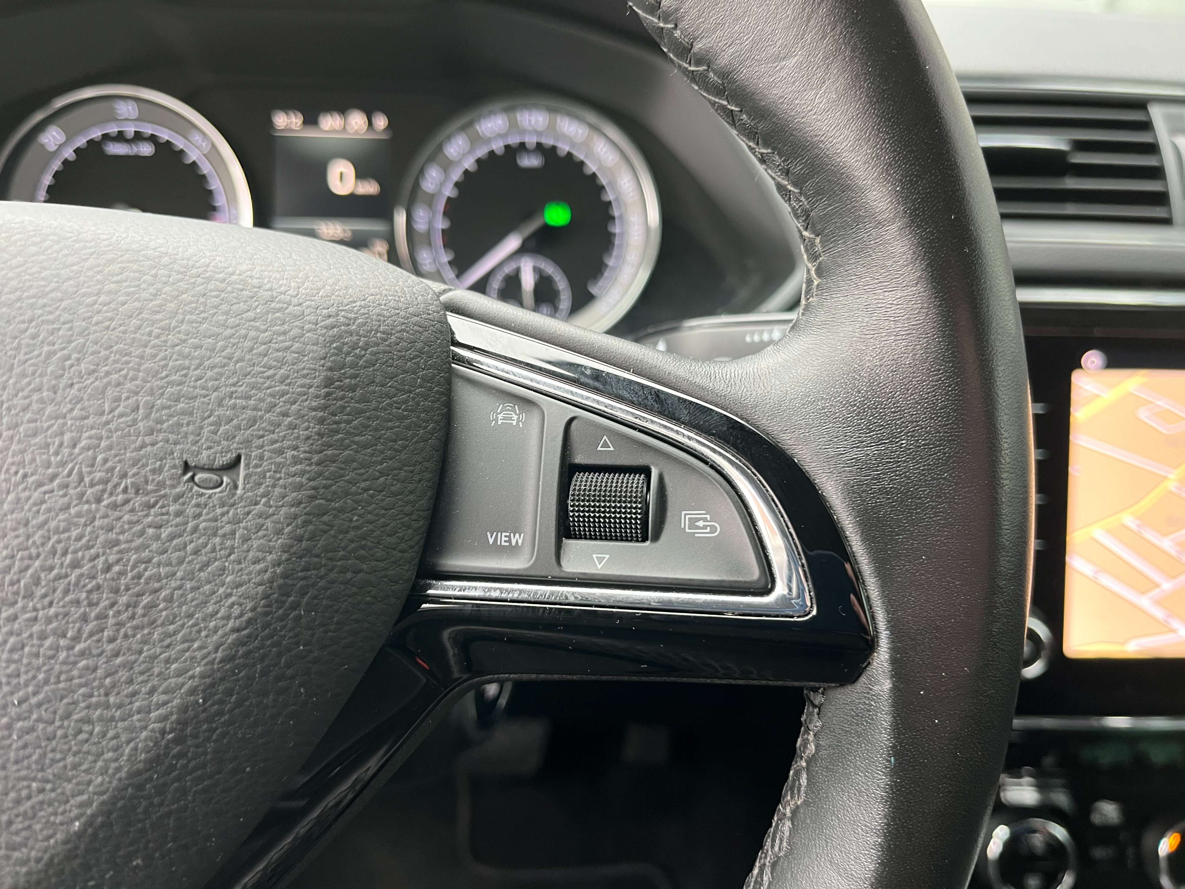 Skoda Superb Superb Combi 1.6 CR TDi Ambition DSG