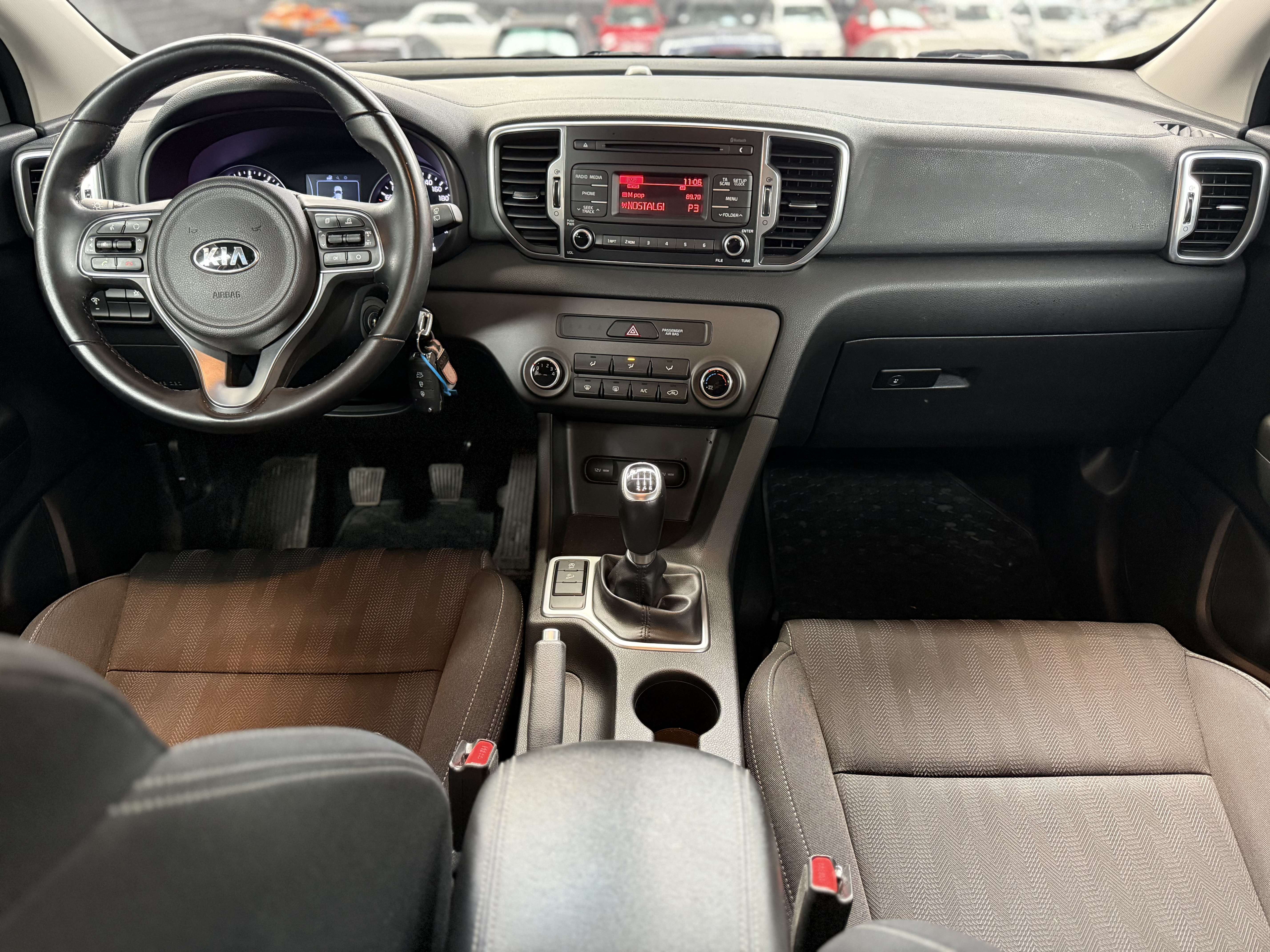 Kia Sportage 1.6i * 1ER PROP * RADIO * CLIM * BLUETOOTH * GARANTIE