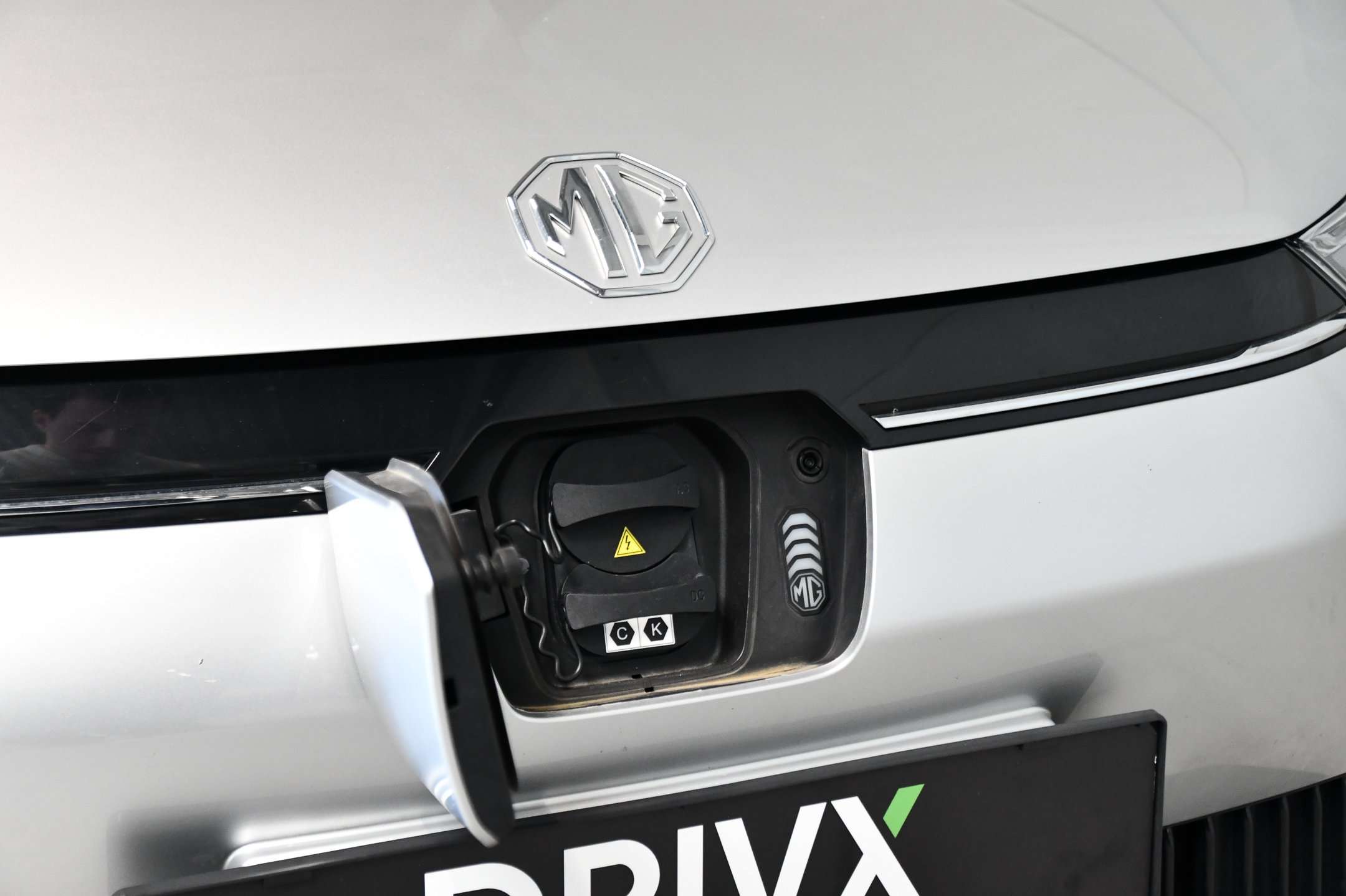 MG MG5 61 kWh l Long Range l Carplay l ACC l DAB l Zetelverw.