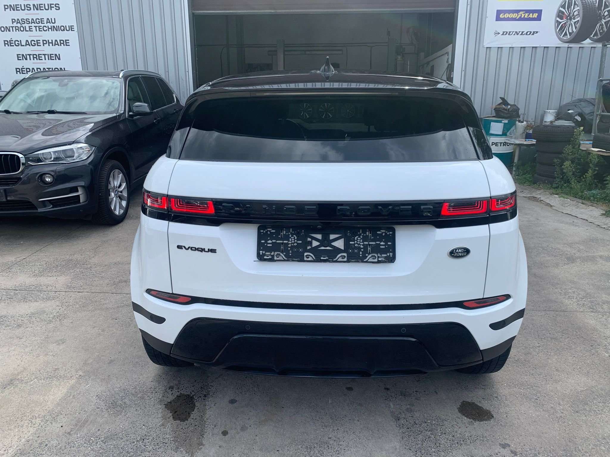 Land Rover Range Rover Evoque Evoque 2.0 TD4 MHEV 2WD D165 R-Dynamic