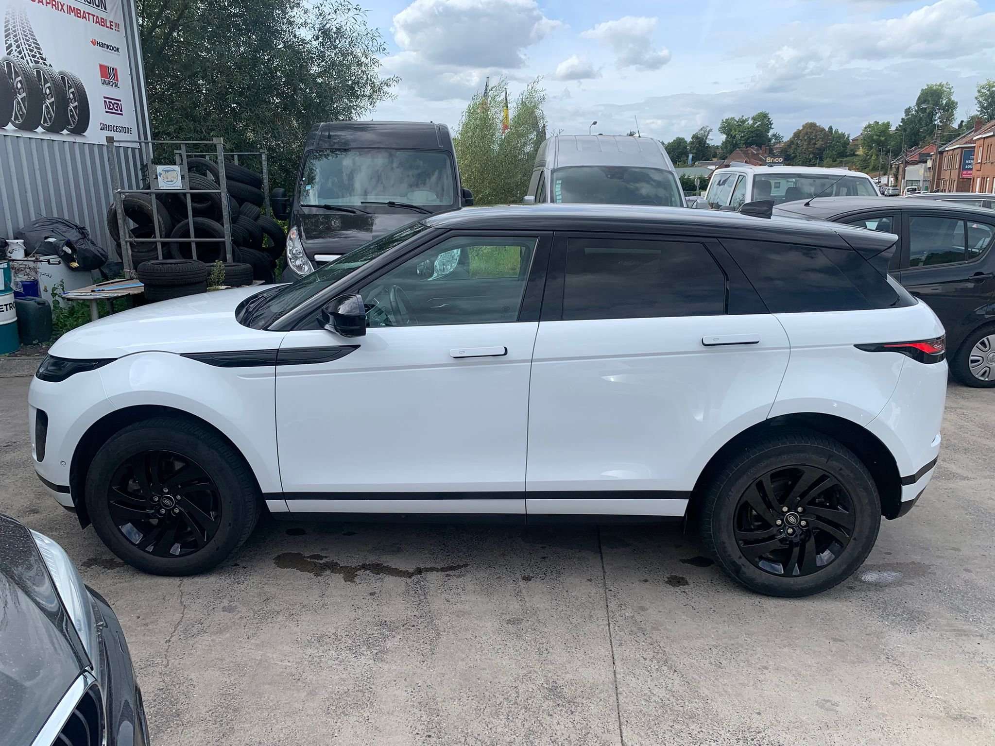 Land Rover Range Rover Evoque Evoque 2.0 TD4 MHEV 2WD D165 R-Dynamic