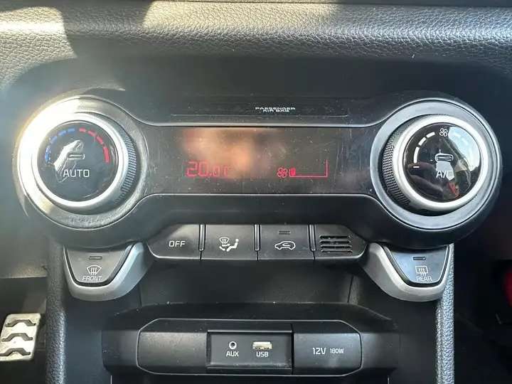 Kia Picanto 0% CREDIT A 0% SANS FRAIS ZONDER KOSTEN /44.000 KM/NAVI/CAMERA/GARANTIE 12 MOIS