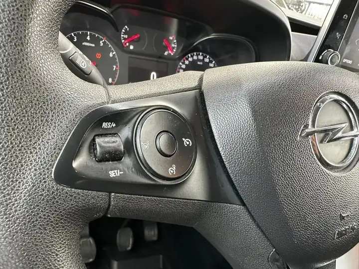 Opel Combo 1.5/NAVI/AIRCO/RADAR DE RECUL/CARPLAY/GARANTIE