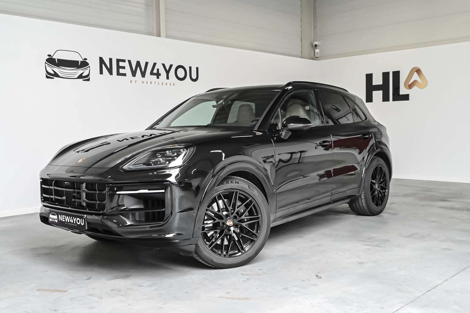 Porsche Cayenne Cayenne E-Hybrid 3.0 Turbo V6 (346 kW)