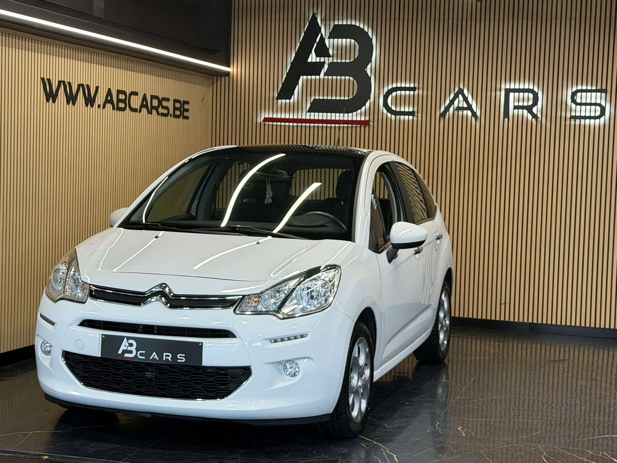 Citroen C3 1.2i Exclusive * GARANTIE 12 MOIS * BOITE AUTO *