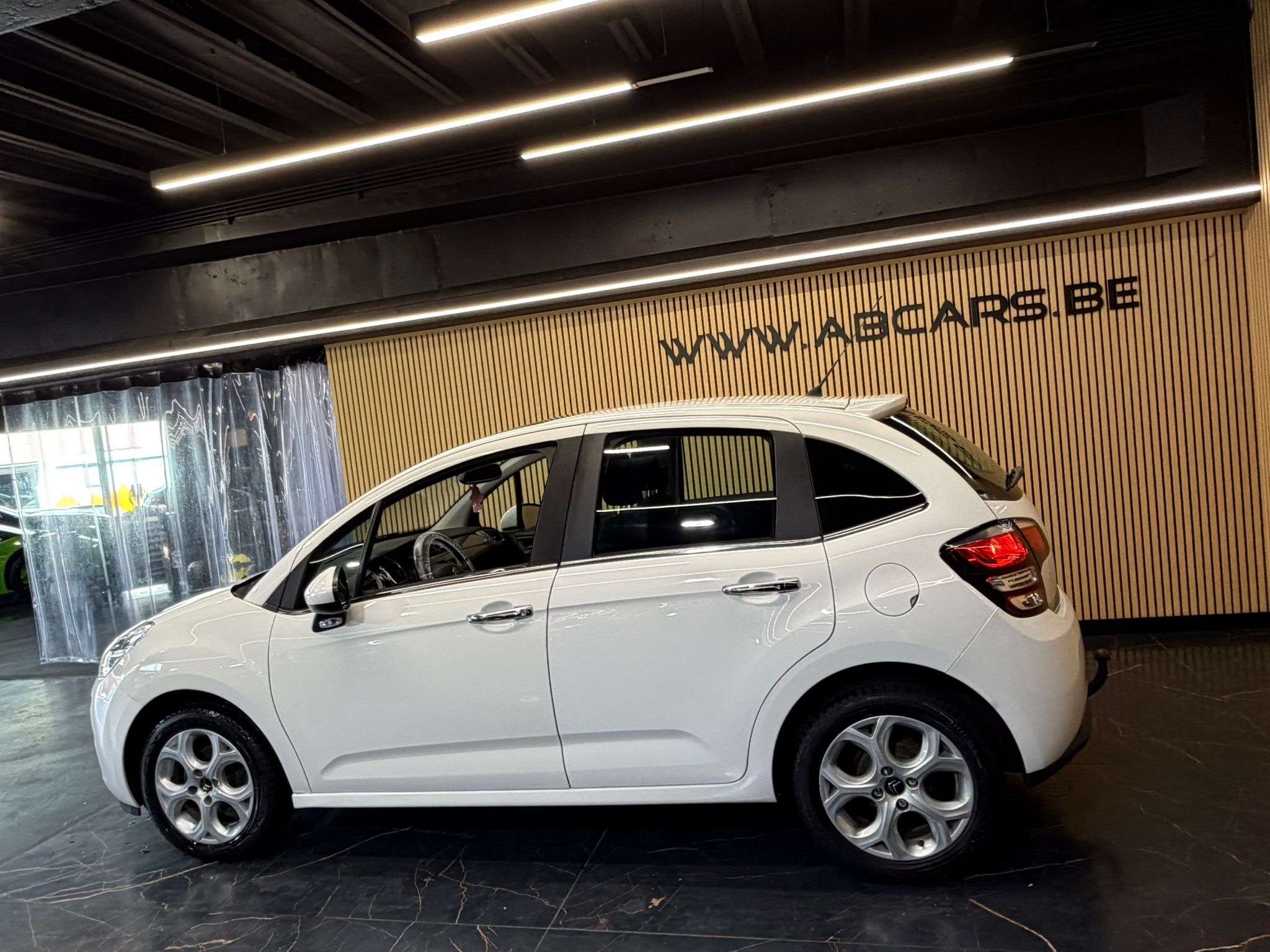 Citroen C3 1.2i Exclusive * GARANTIE 12 MOIS * BOITE AUTO *