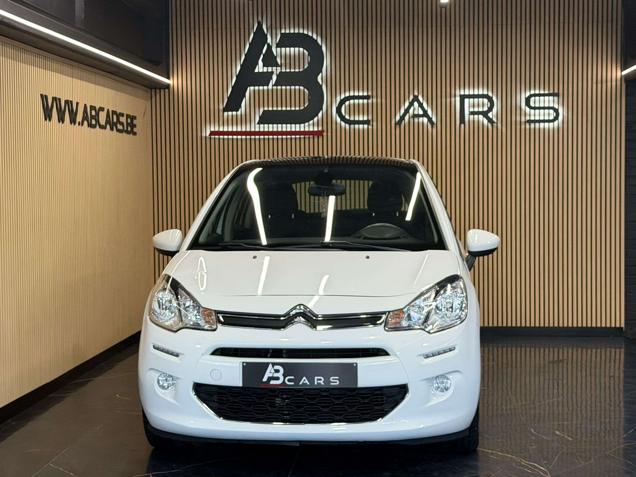 Citroen C3 1.2i Exclusive * GARANTIE 12 MOIS * BOITE AUTO *