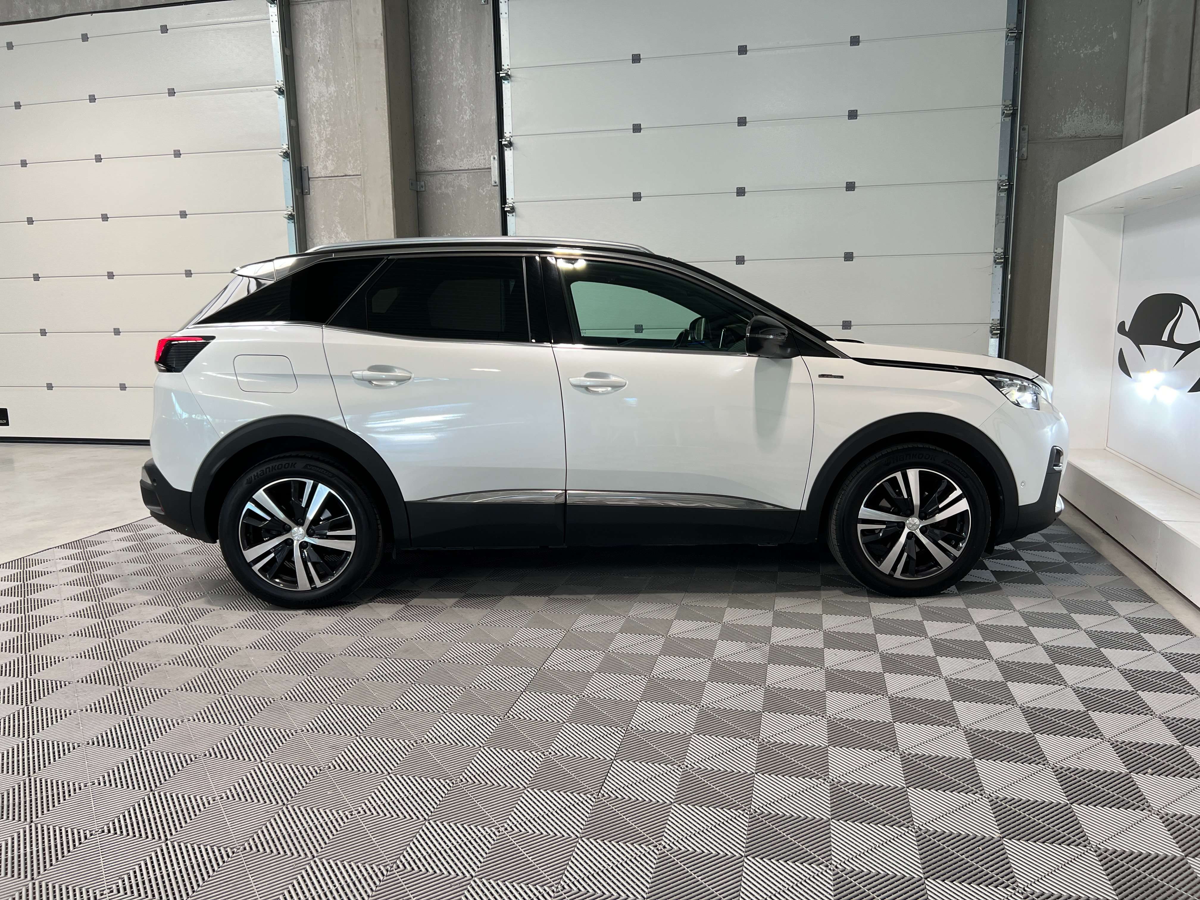 Peugeot 3008 3008 1.2i GT Line EAT8 FULL OPTION/GPS/TOIT PANO/CUIR/CAM 360/