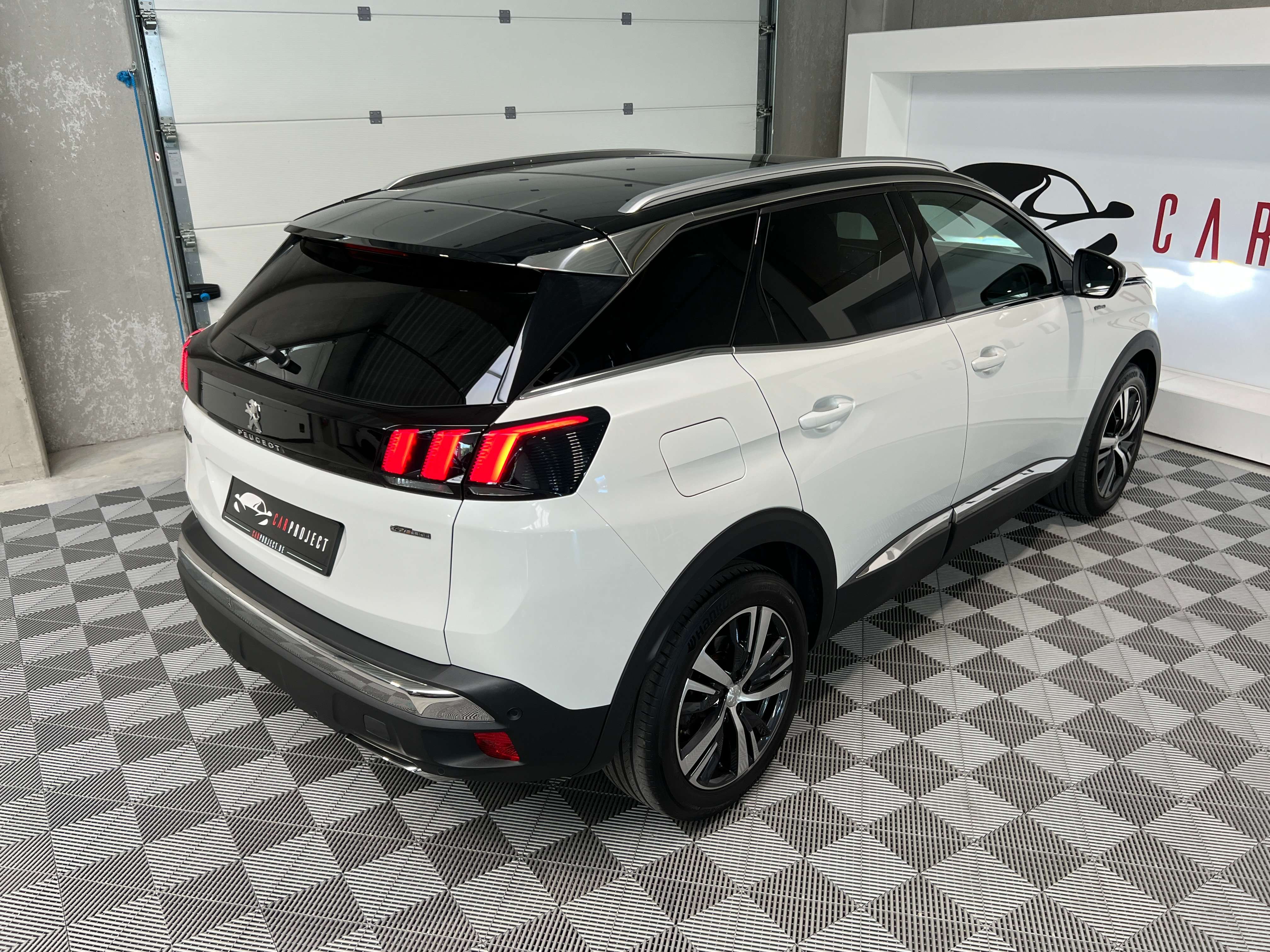 Peugeot 3008 3008 1.2i GT Line EAT8 FULL OPTION/GPS/TOIT PANO/CUIR/CAM 360/