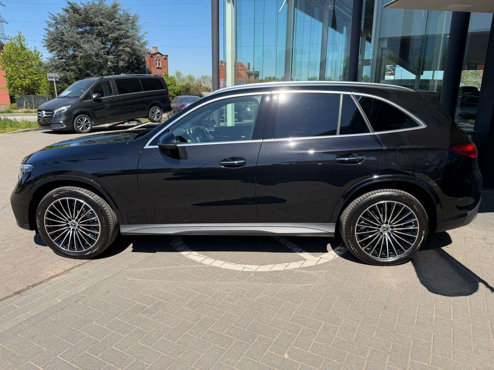 Mercedes-Benz GLC 300 300e AMG Line Star Edition