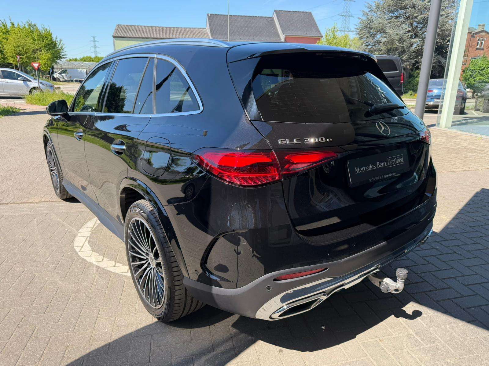 Mercedes-Benz GLC 300 300e AMG Line Star Edition