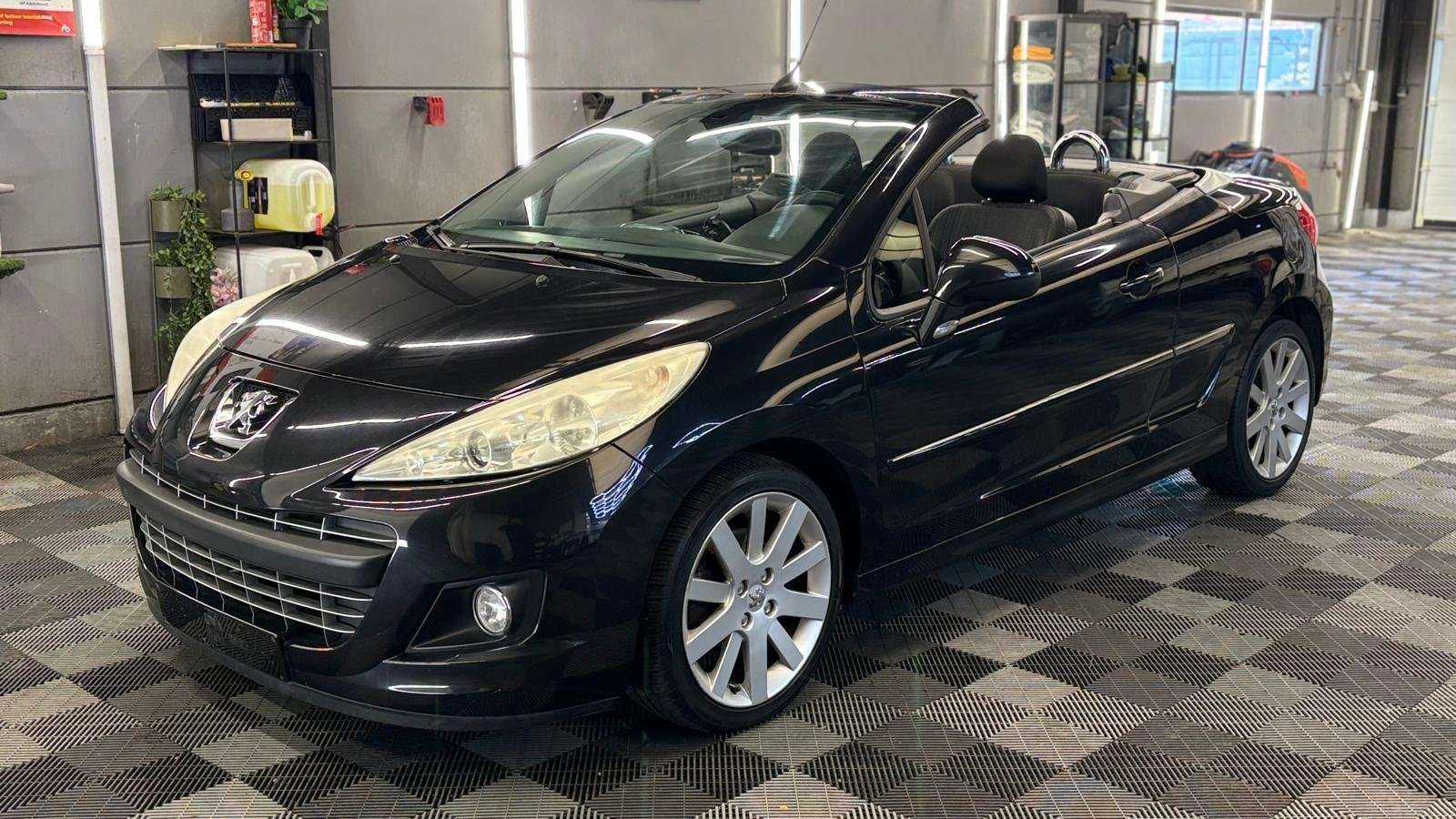 Peugeot 207 CC 1.6i AUTOMATIQUE bj. 2011 Euro 5