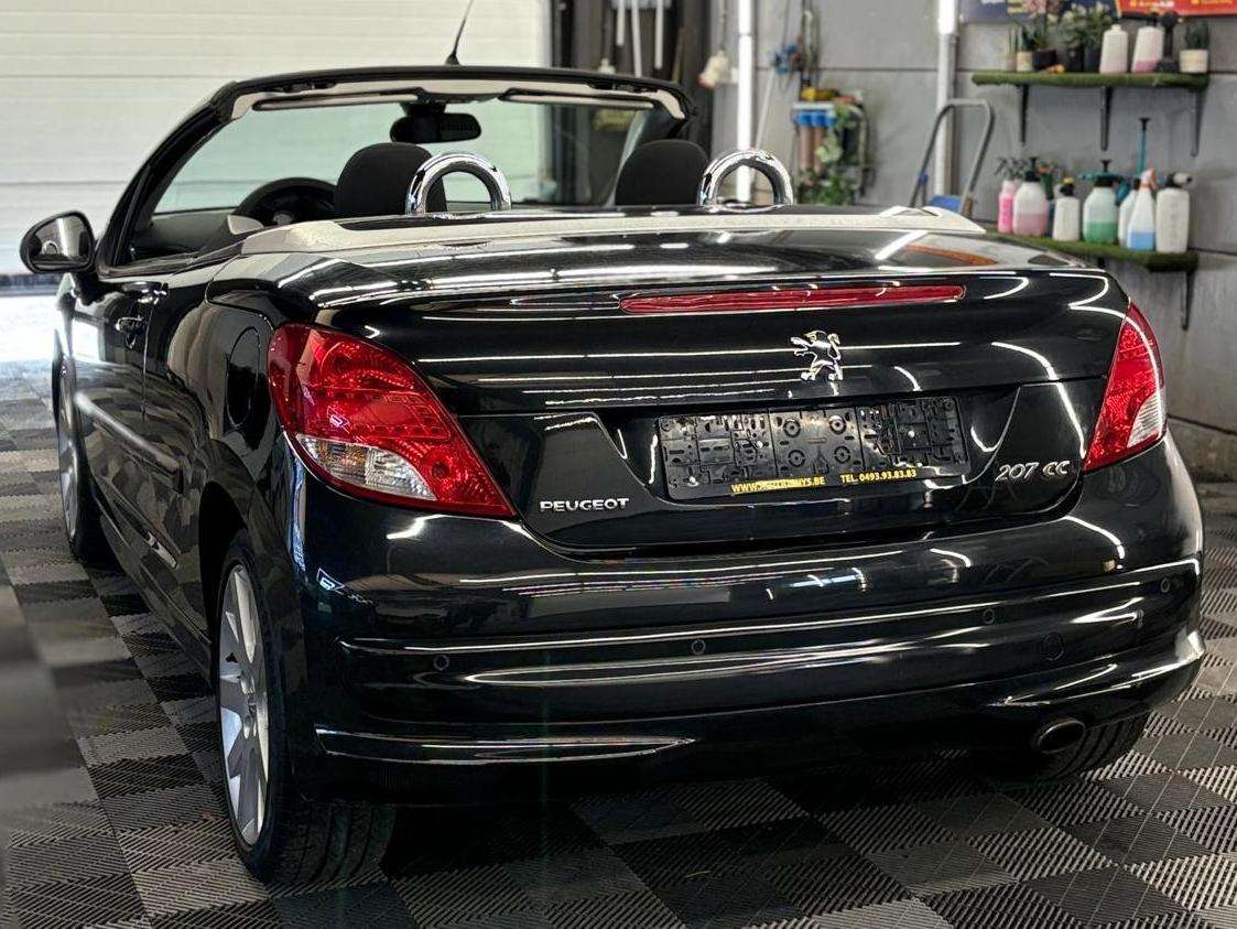 Peugeot 207 CC 1.6i AUTOMATIQUE bj. 2011 Euro 5