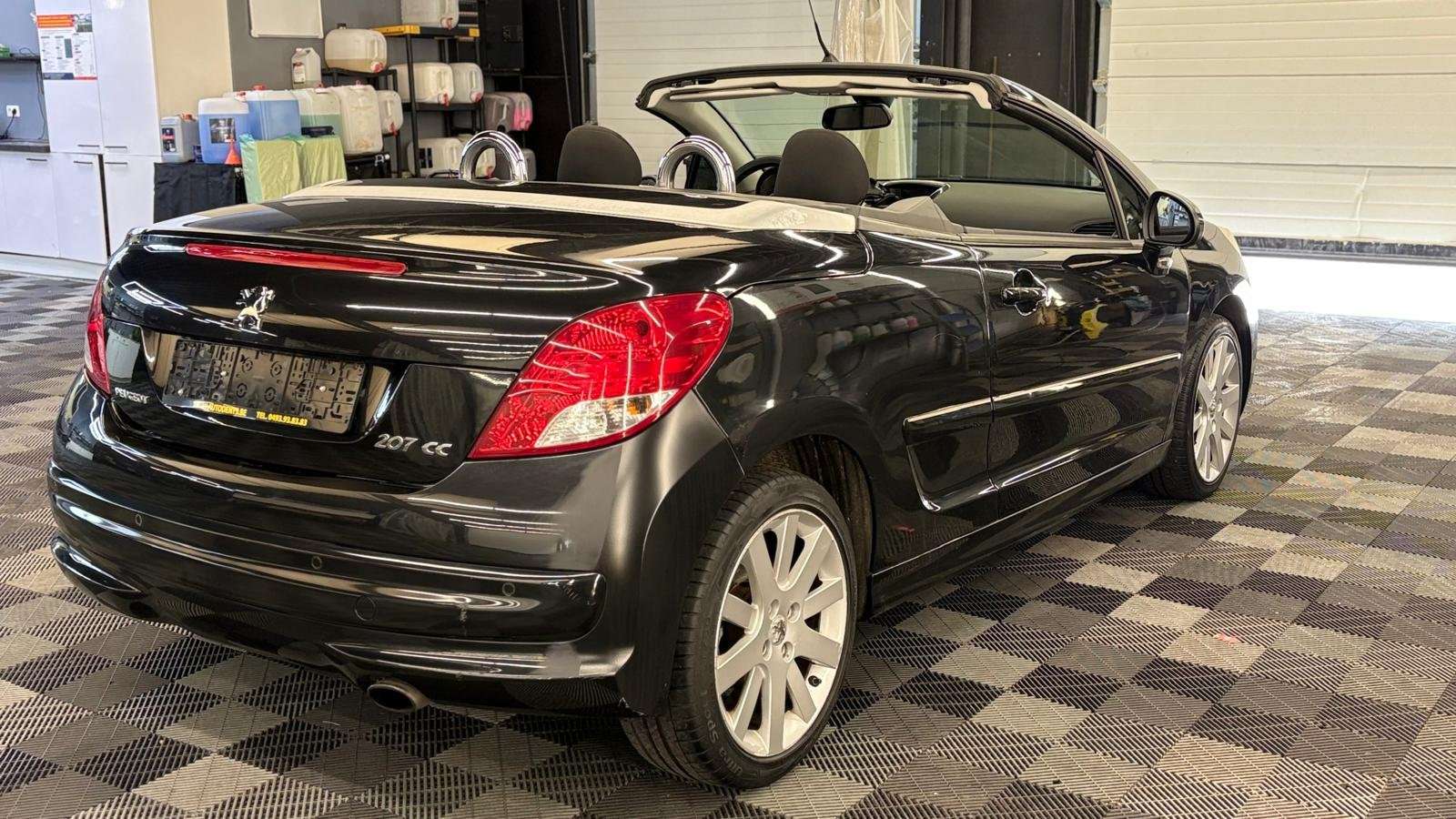 Peugeot 207 CC 1.6i AUTOMATIQUE bj. 2011 Euro 5