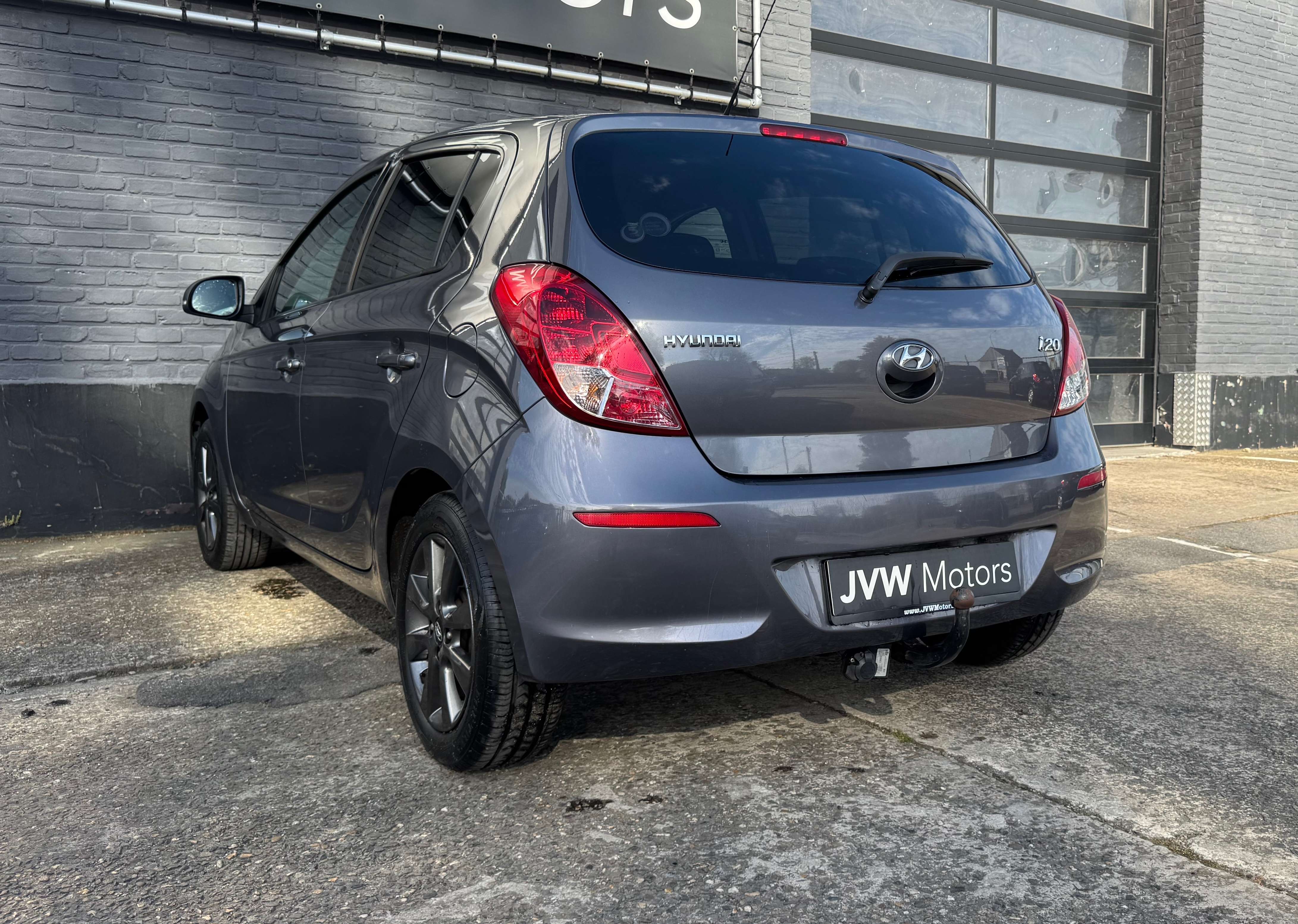 Hyundai i20 1.2i * 67Dkm * Cruise * Airco * Garantie