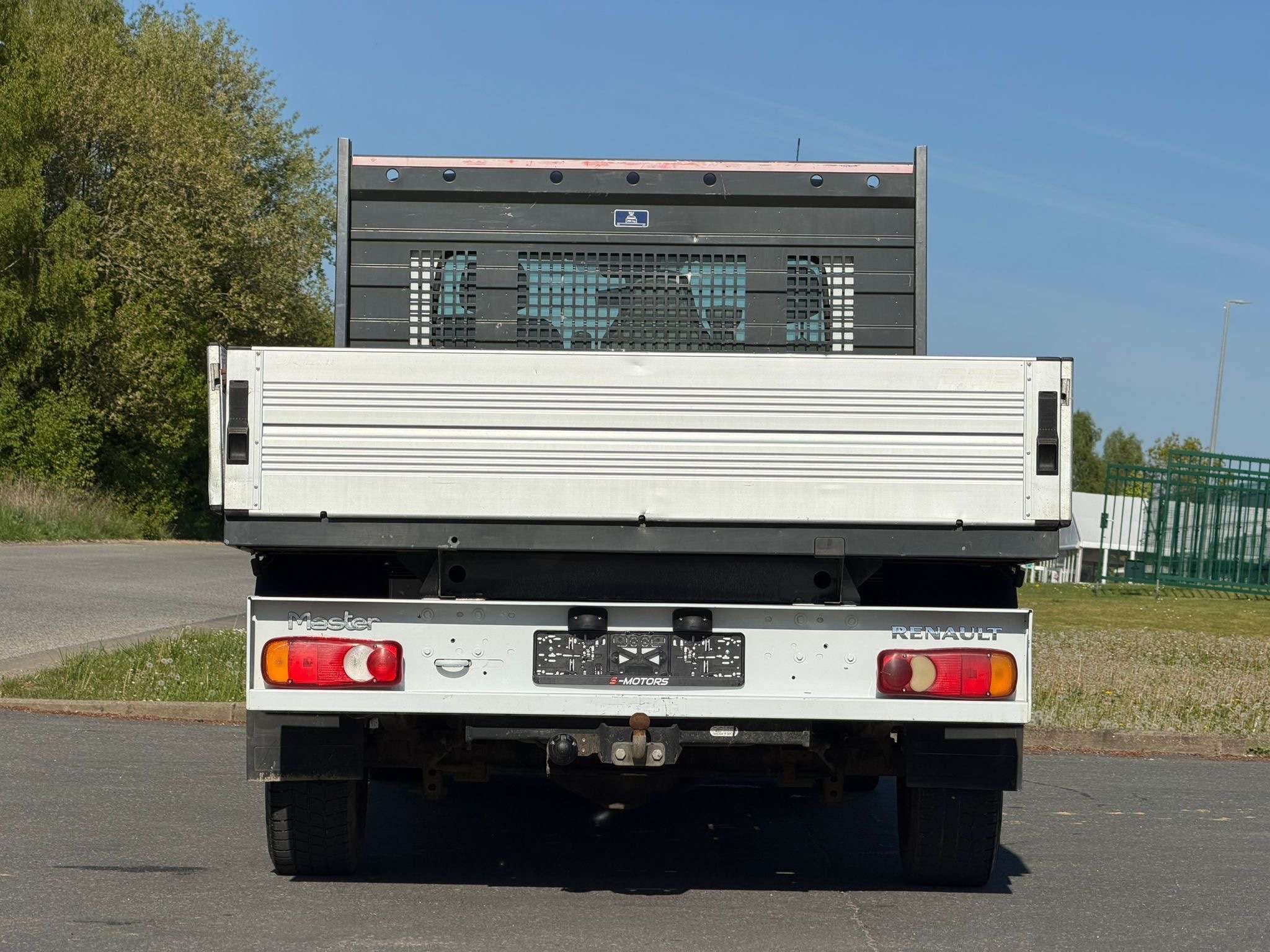 Renault Master • BENNE • LONG CHASSIS • PRIX TVAC