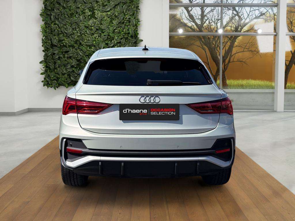 Audi Q3 Sportback Audi Q3 Sportback S line 35 TFSI 110(150) kW(ch) S tronic