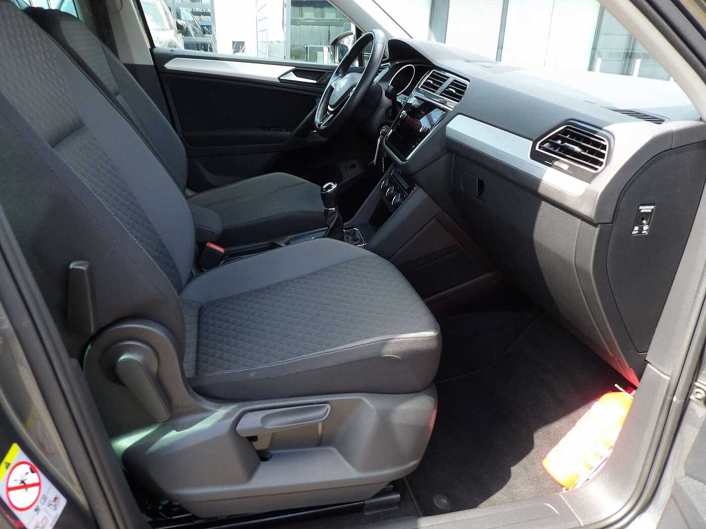 Volkswagen Tiguan Tiguan 1.5 TSI ACT Comfortline - camera 360°