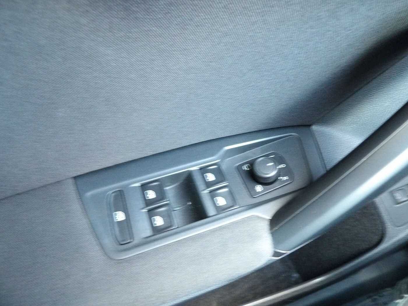 Volkswagen Tiguan Tiguan 1.5 TSI ACT Comfortline - camera 360°