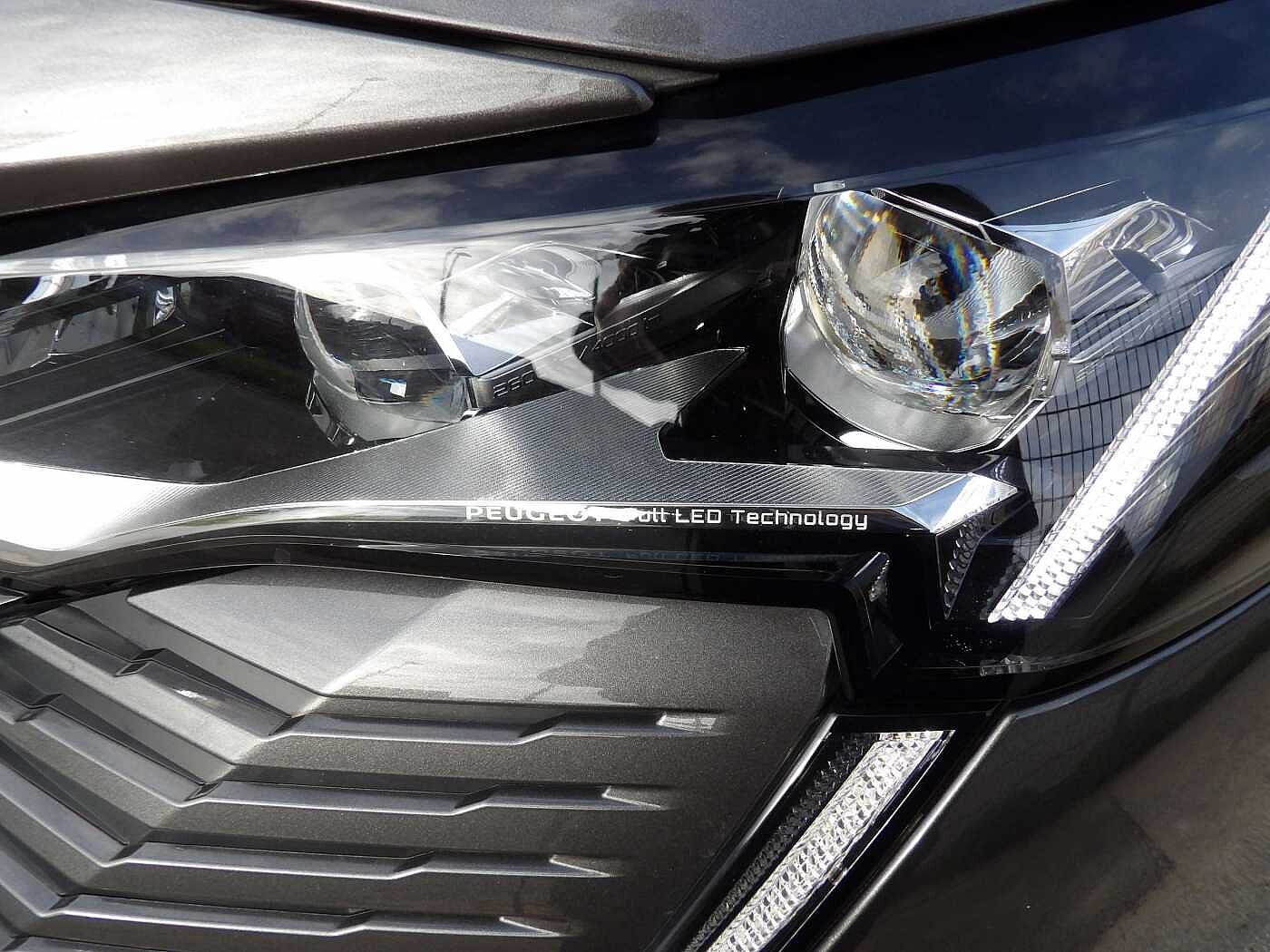 Peugeot 3008 3008 1.2 PureTech GT (EU6.4)