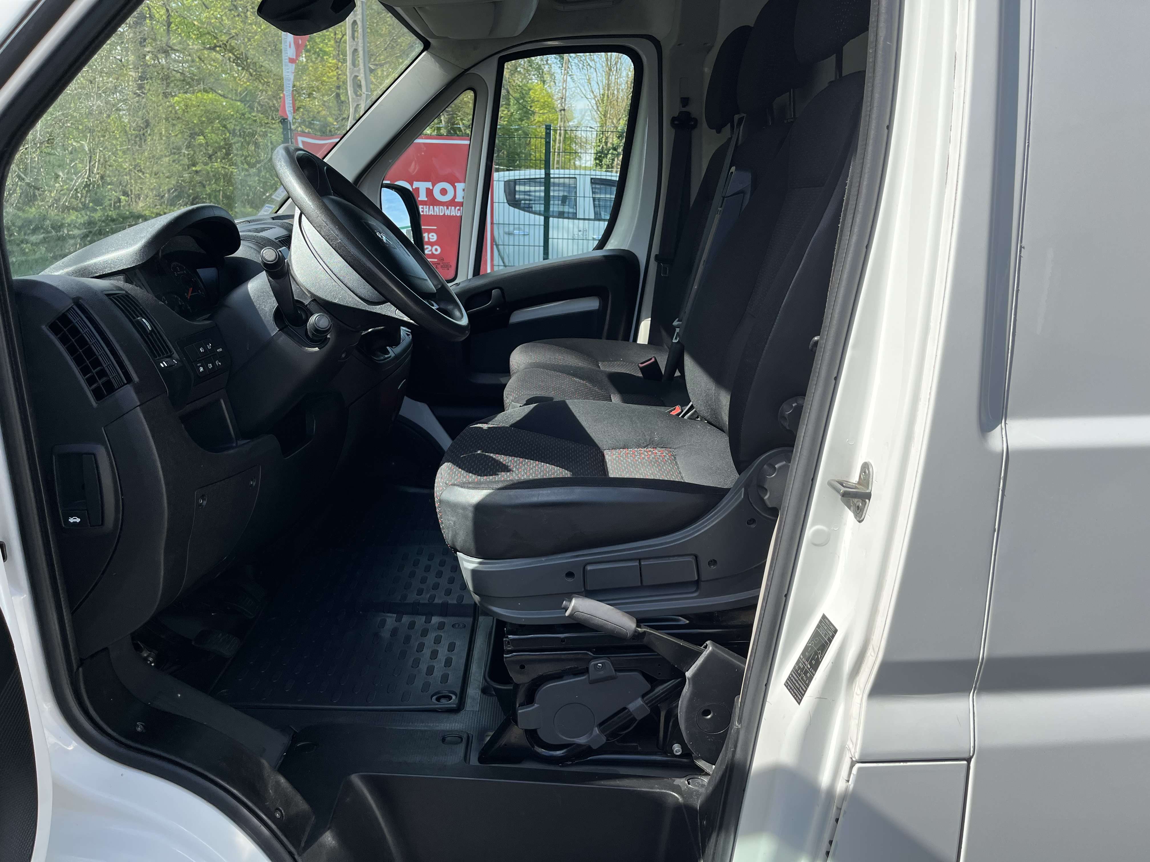 Peugeot Boxer L1H1 AIRCO -NAVI 12355€+BTW/TVA