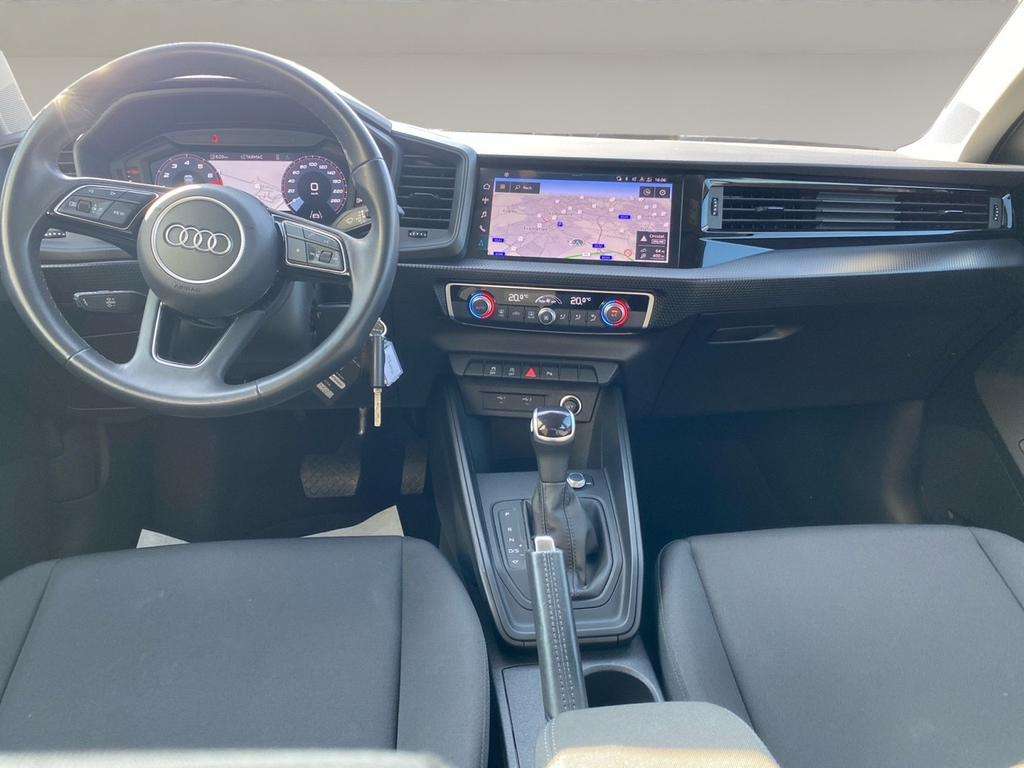 Audi A1 Sportback Audi A1 Sportback Attraction 25 TFSI  70(95) kW(ch) S tronic