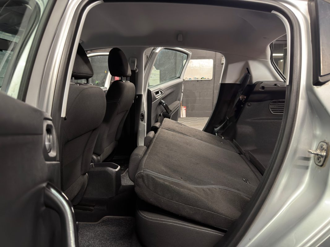 Peugeot 208 PHASE 2 II ALLURE 1.2 82 Cv 5 PORTES / ECRAN TACTILE CRIT AIR 1 - GARANTIE AN