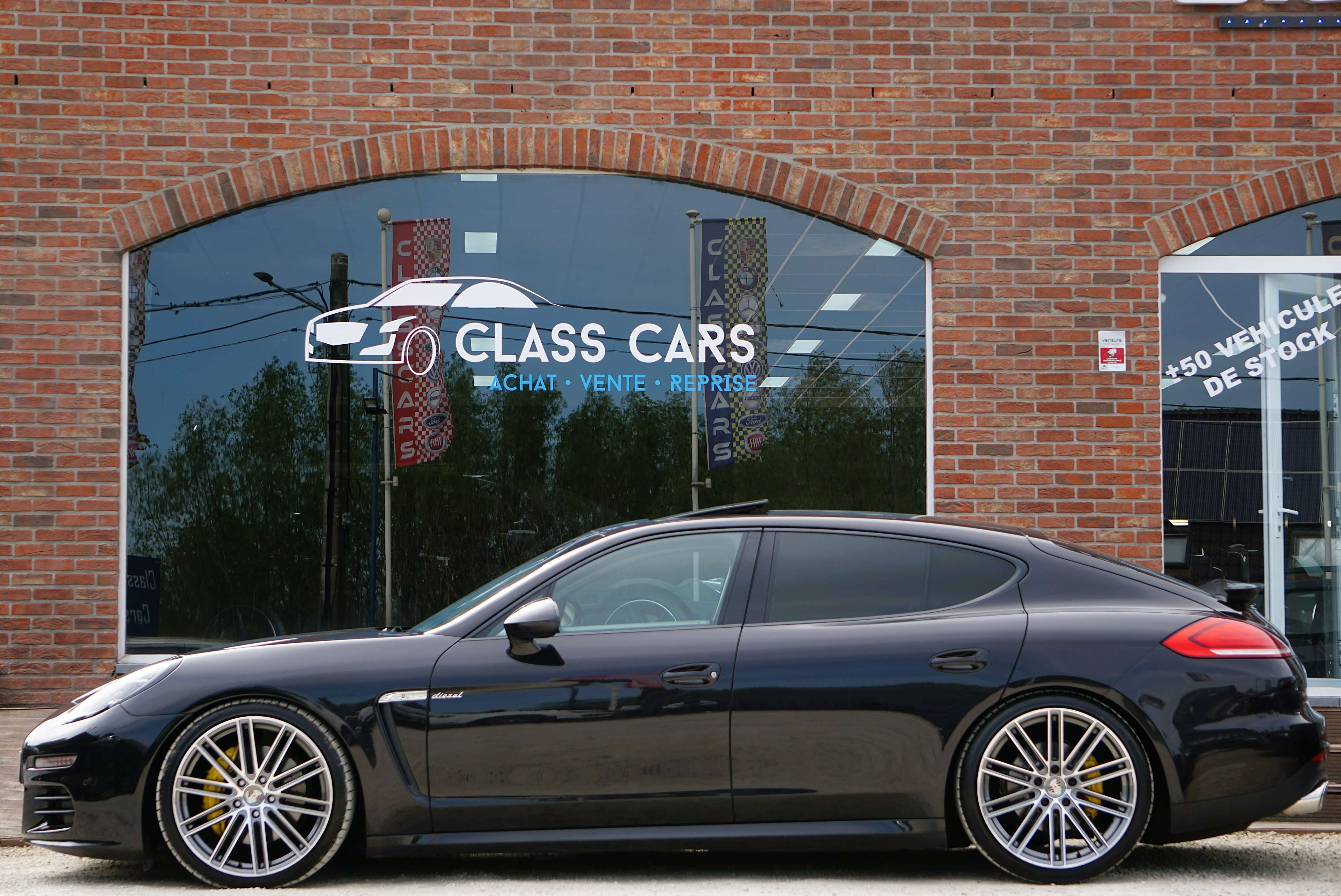 Porsche Panamera 3.0 D V6 FACELIFT TOIT OUVRANT DISTRONIC SOFTCLOSE CAMERA LED