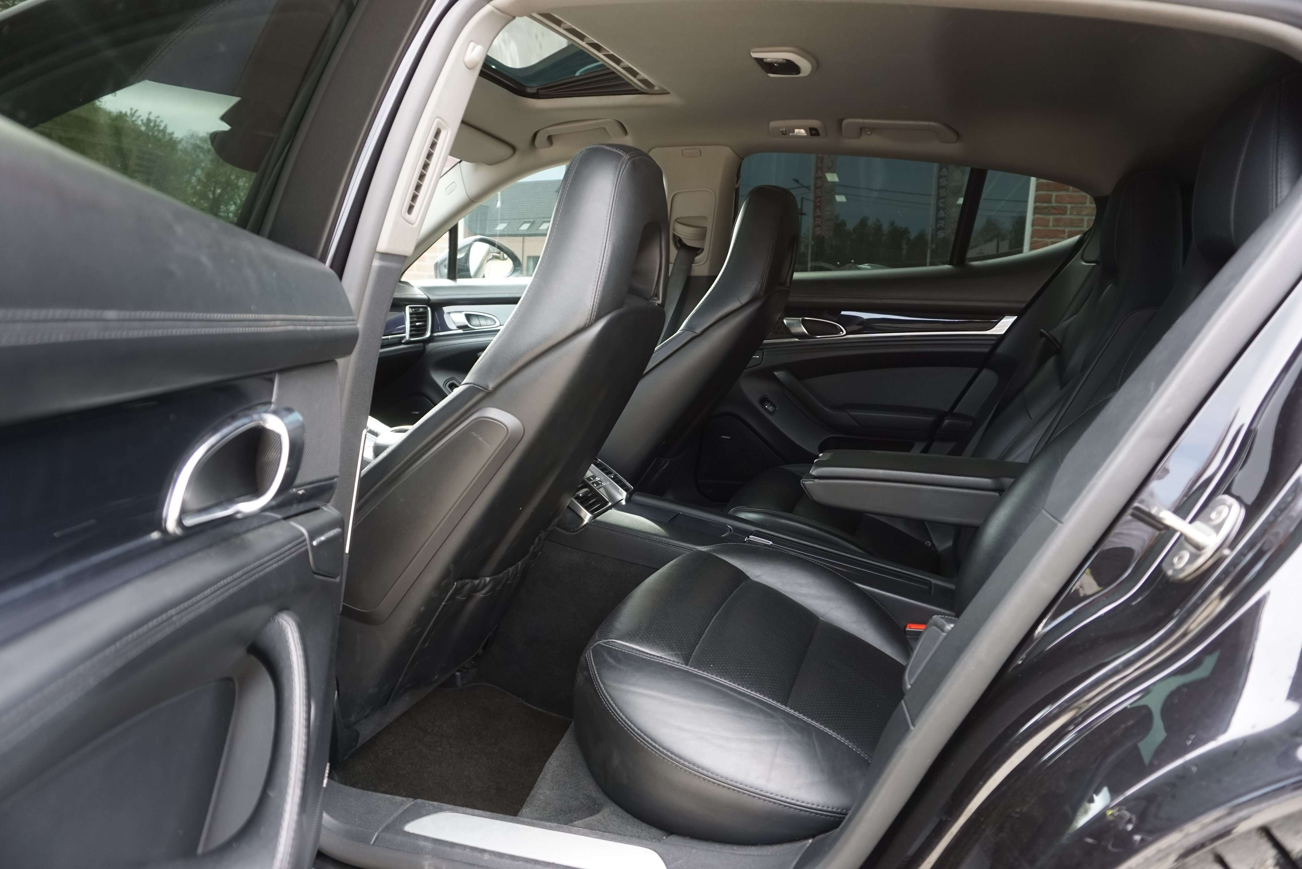 Porsche Panamera 3.0 D V6 FACELIFT TOIT OUVRANT DISTRONIC SOFTCLOSE CAMERA LED