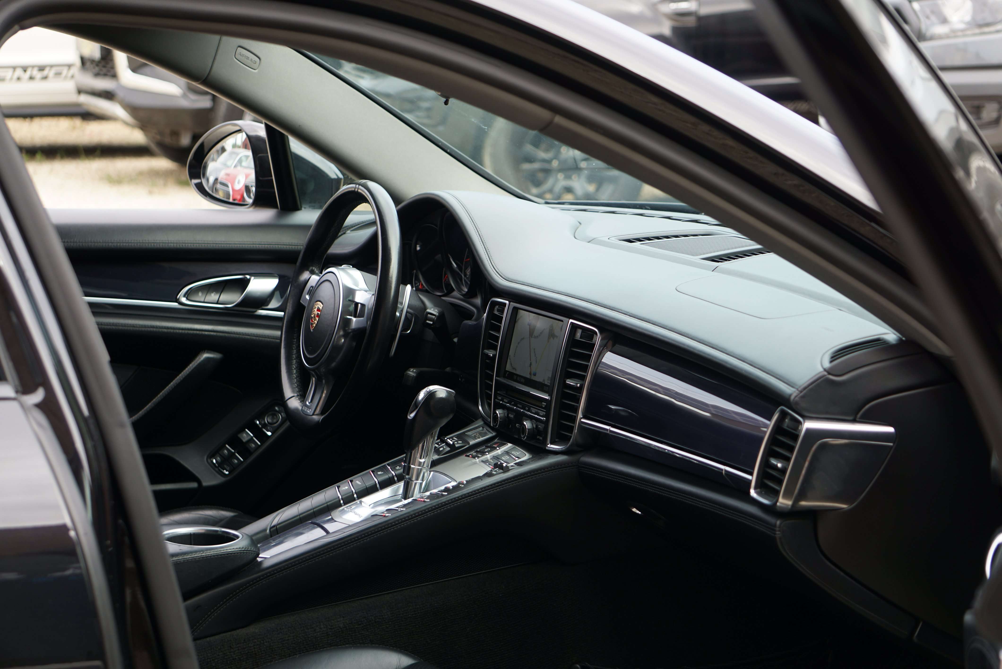Porsche Panamera 3.0 D V6 FACELIFT TOIT OUVRANT DISTRONIC SOFTCLOSE CAMERA LED