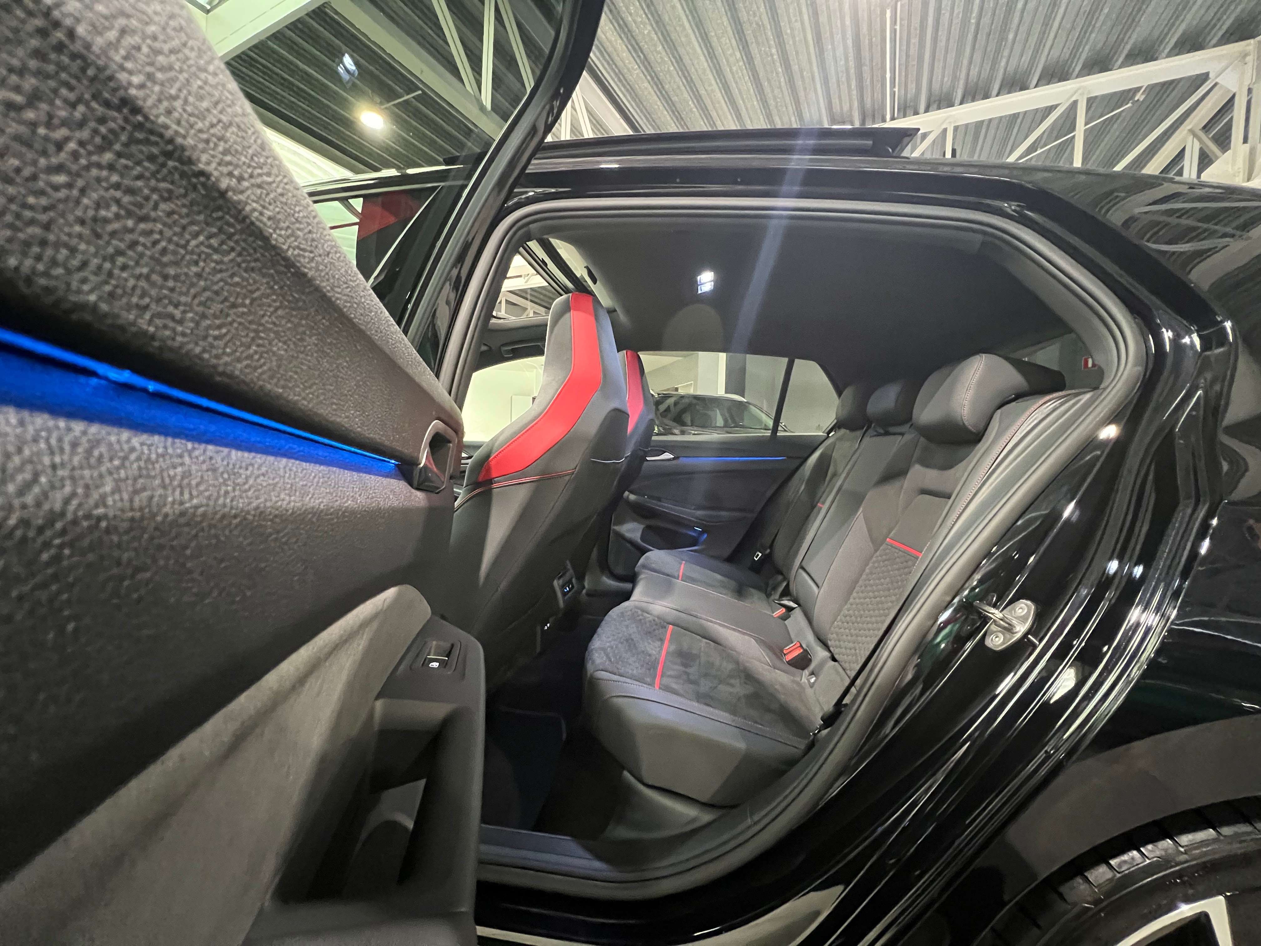 Volkswagen Golf GTI Golf GTI Clubsport * Akrapovic * Pano * Camera * Line