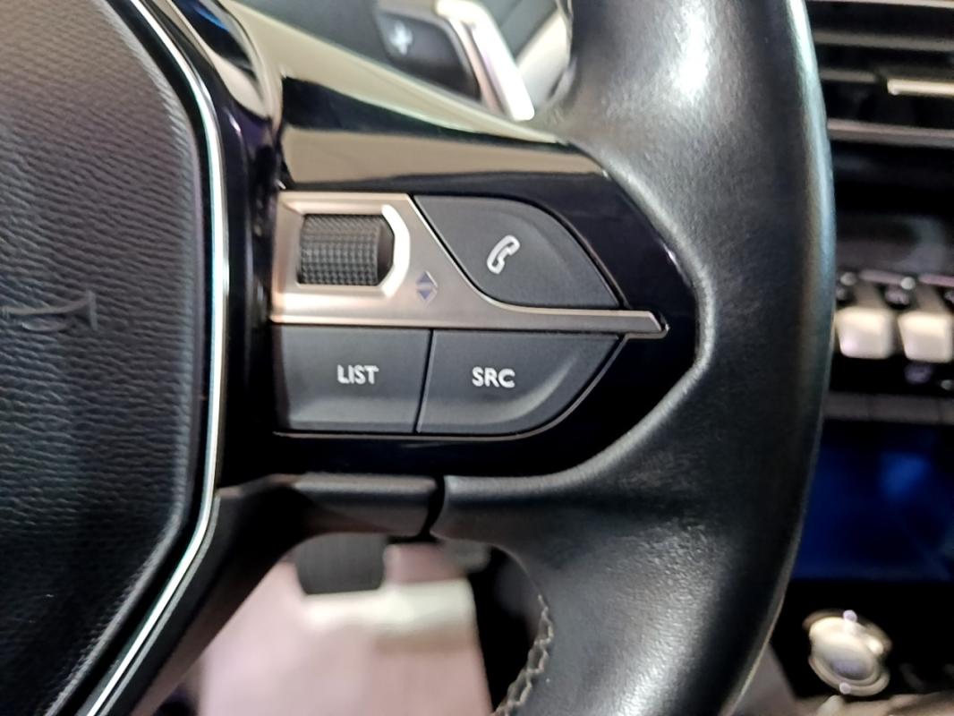 Peugeot 3008 II 1.6 HYBRID 225 E-EAT8 Allure