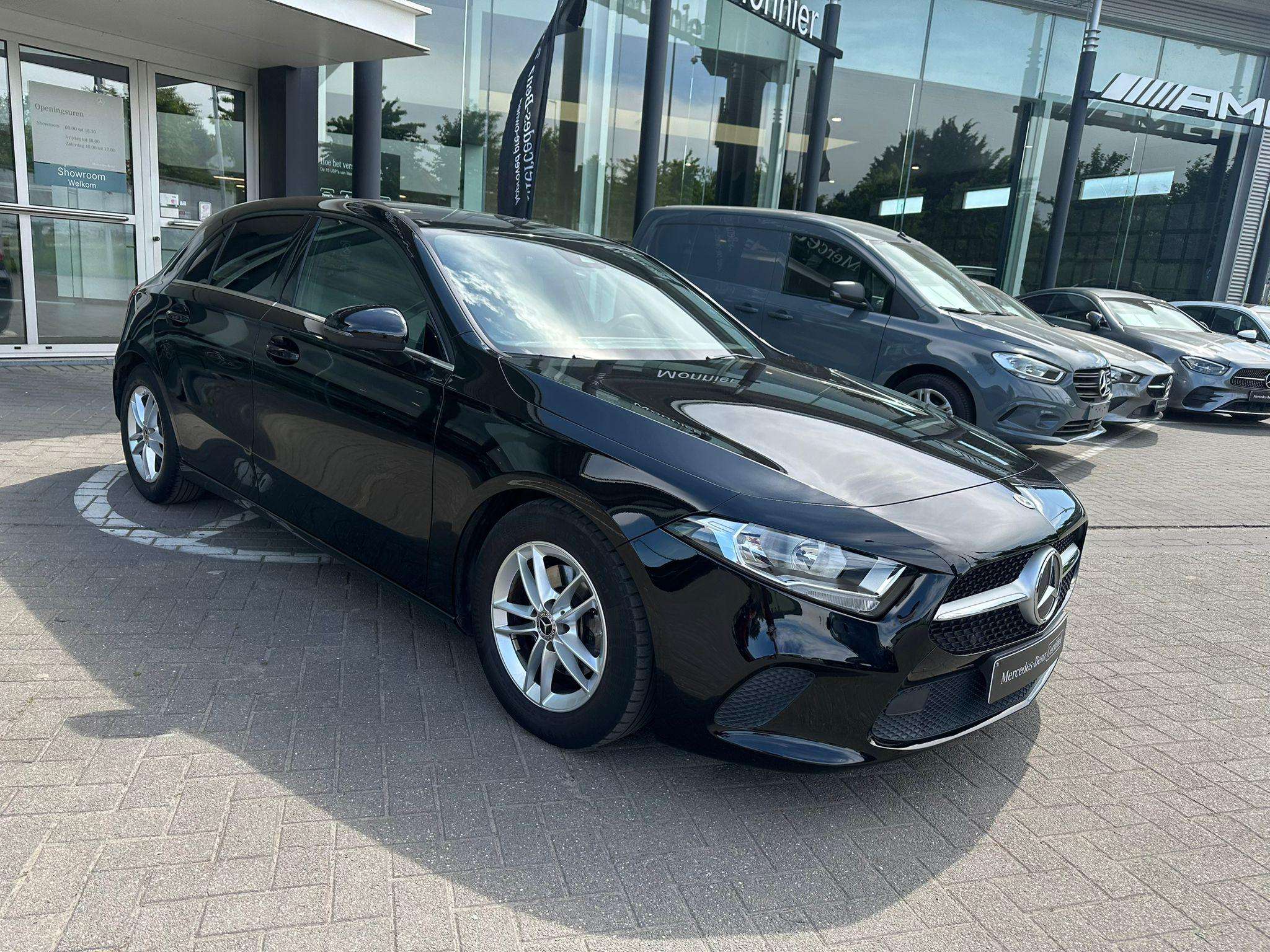 Mercedes-Benz A 180 A Business Solution Essential